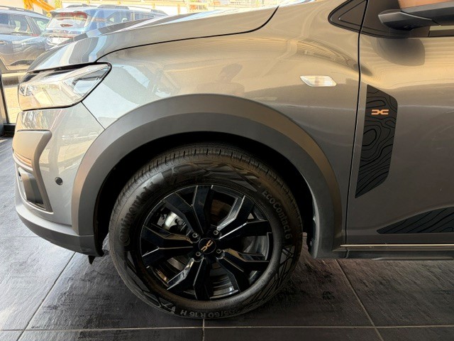 DACIA Jogger HEV 140 Extreme-image-3
