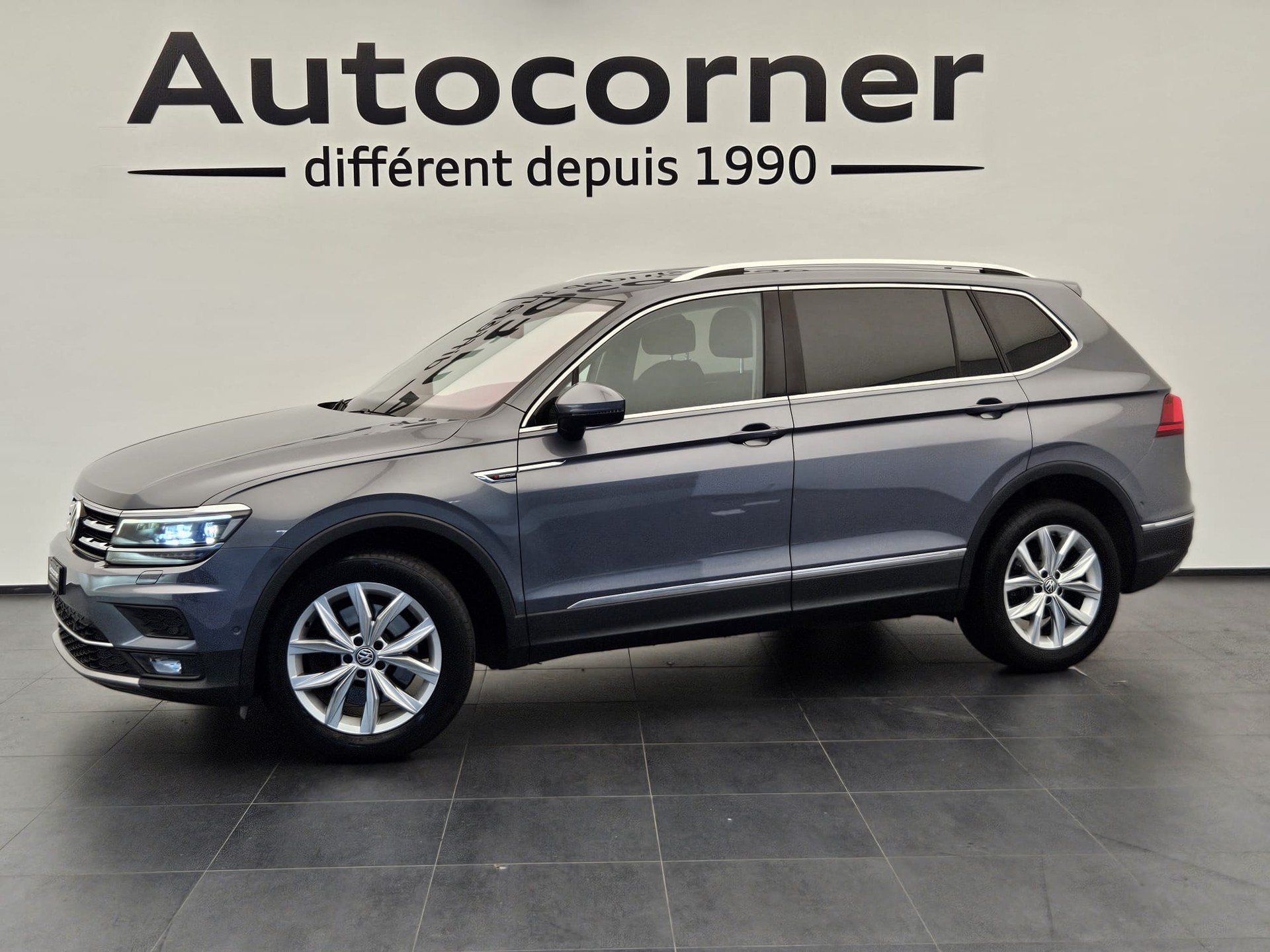 VW Tiguan Allspace 2.0TSI Highline 4Motion DSG-image-0