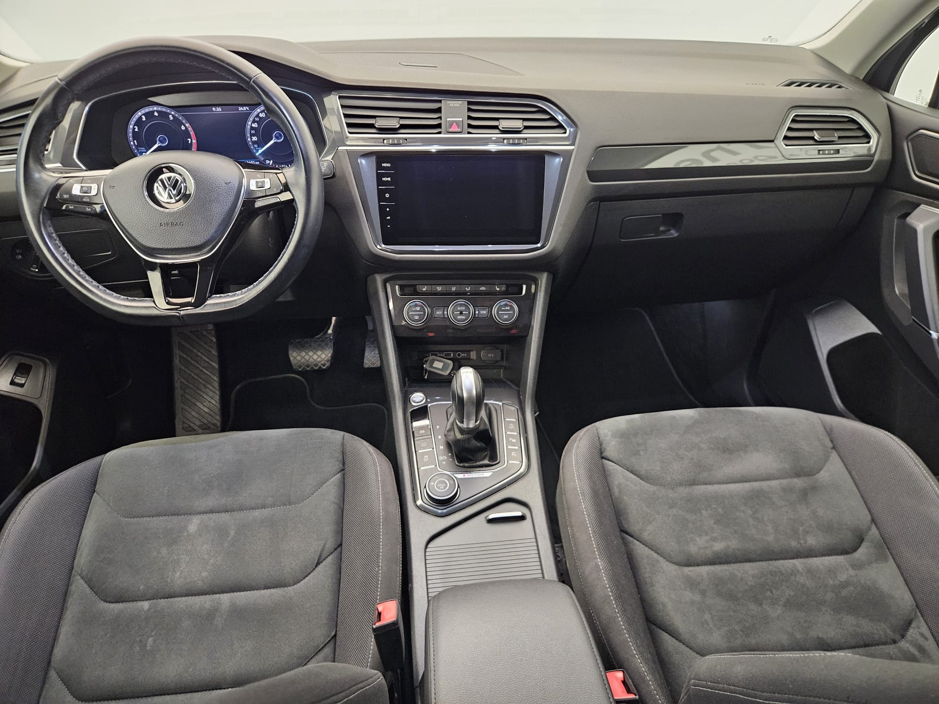VW Tiguan Allspace 2.0TSI Highline 4Motion DSG-image-9