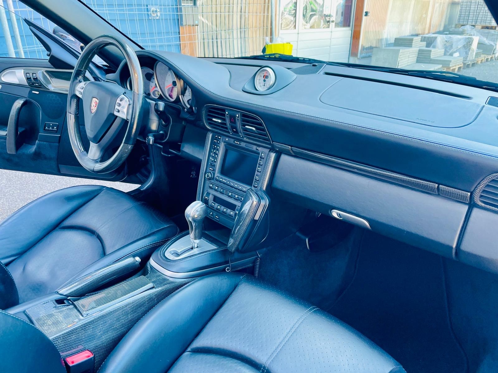 PORSCHE 911 Cabrio Turbo Tiptronic-image-15