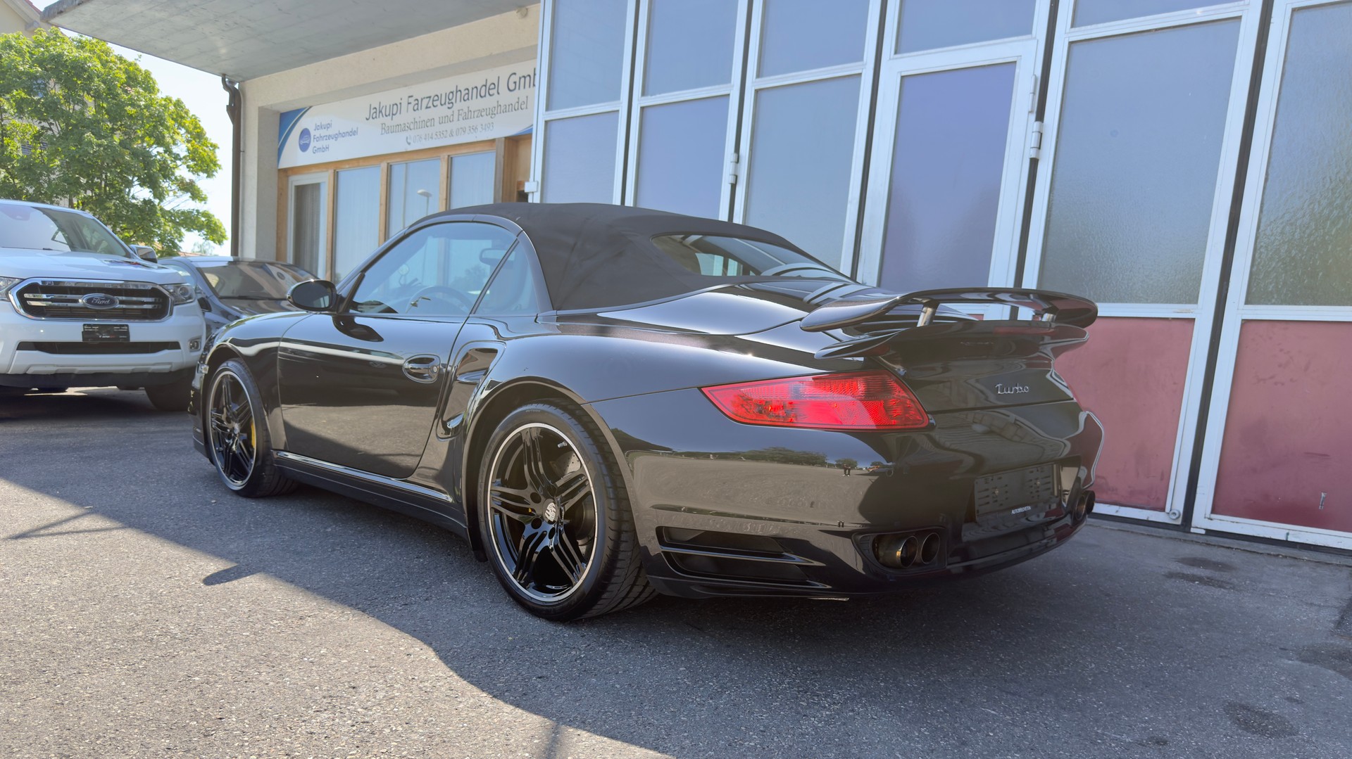 PORSCHE 911 Cabrio Turbo Tiptronic-image-15