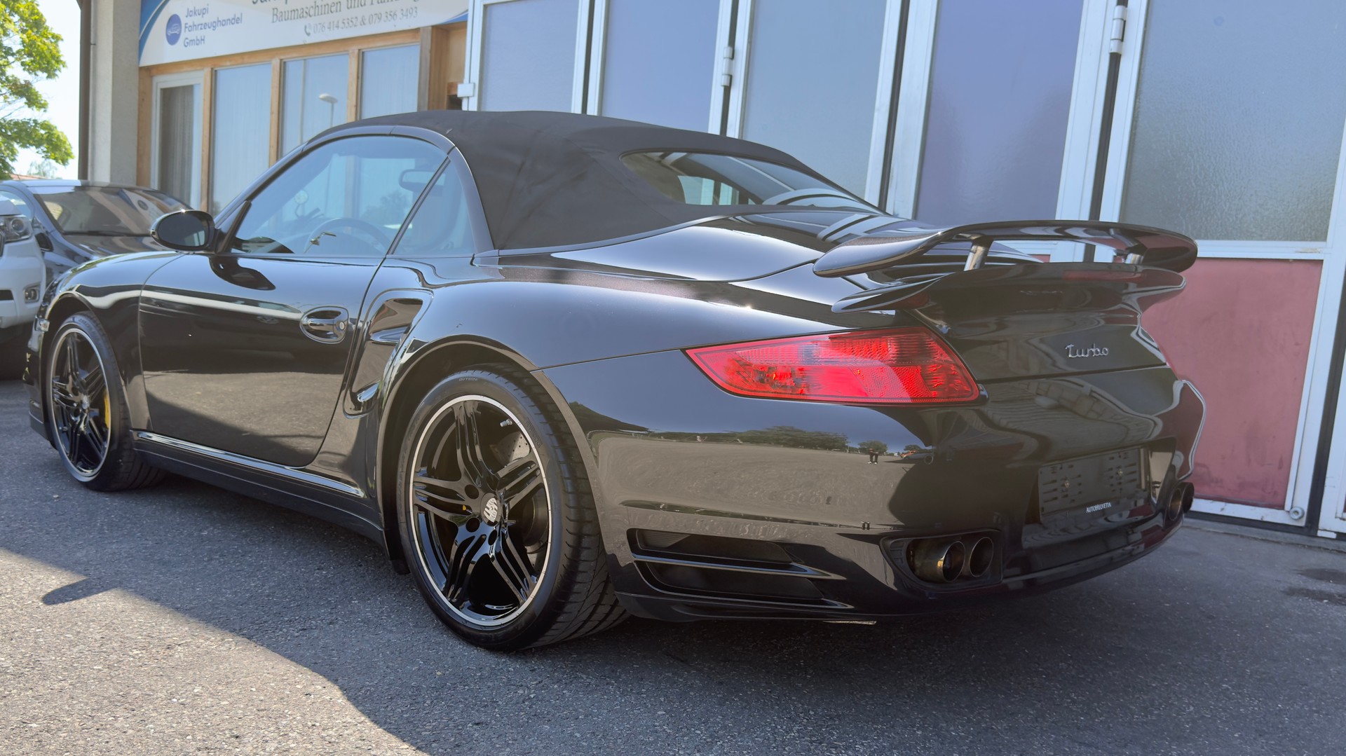 PORSCHE 911 Cabrio Turbo Tiptronic-image-2