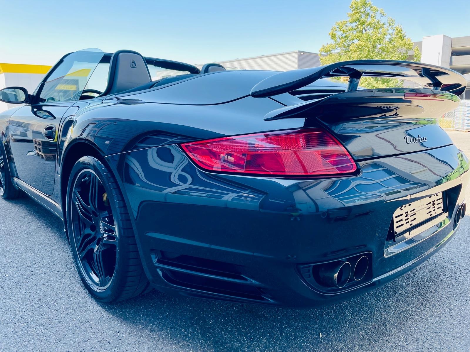 PORSCHE 911 Cabrio Turbo Tiptronic-image-10