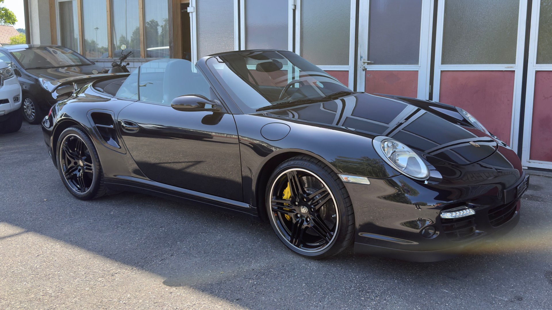 PORSCHE 911 Cabrio Turbo Tiptronic-image-4