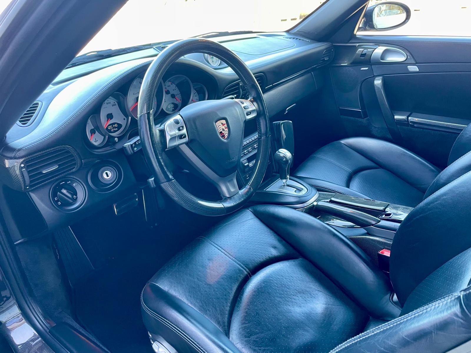 PORSCHE 911 Cabrio Turbo Tiptronic-image-9