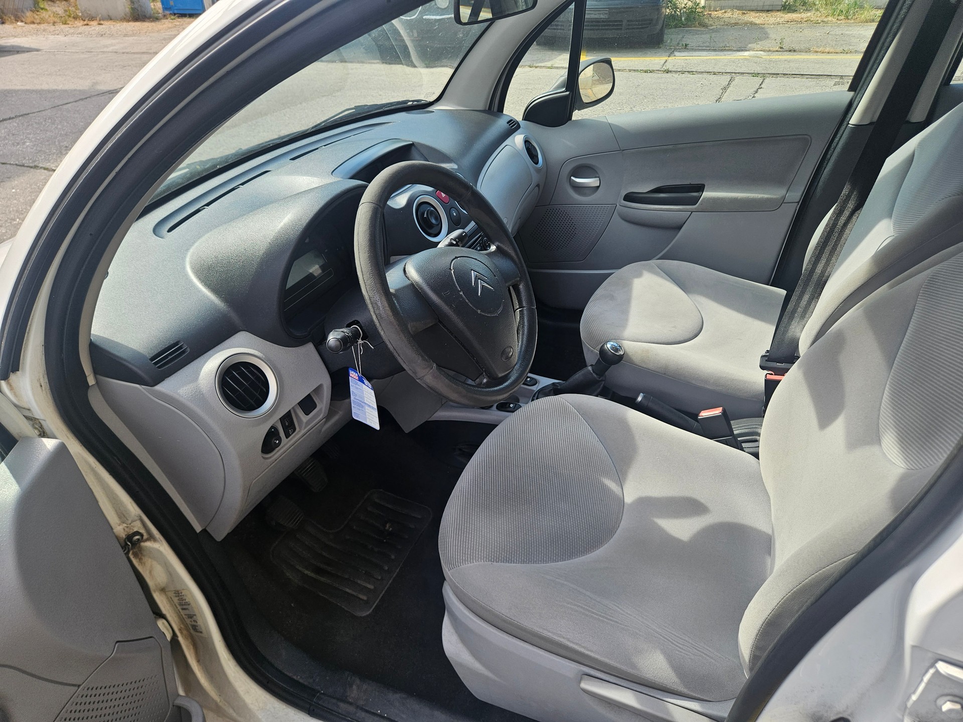CITROEN C3 1.4i GNV (SX Pack)-image-7