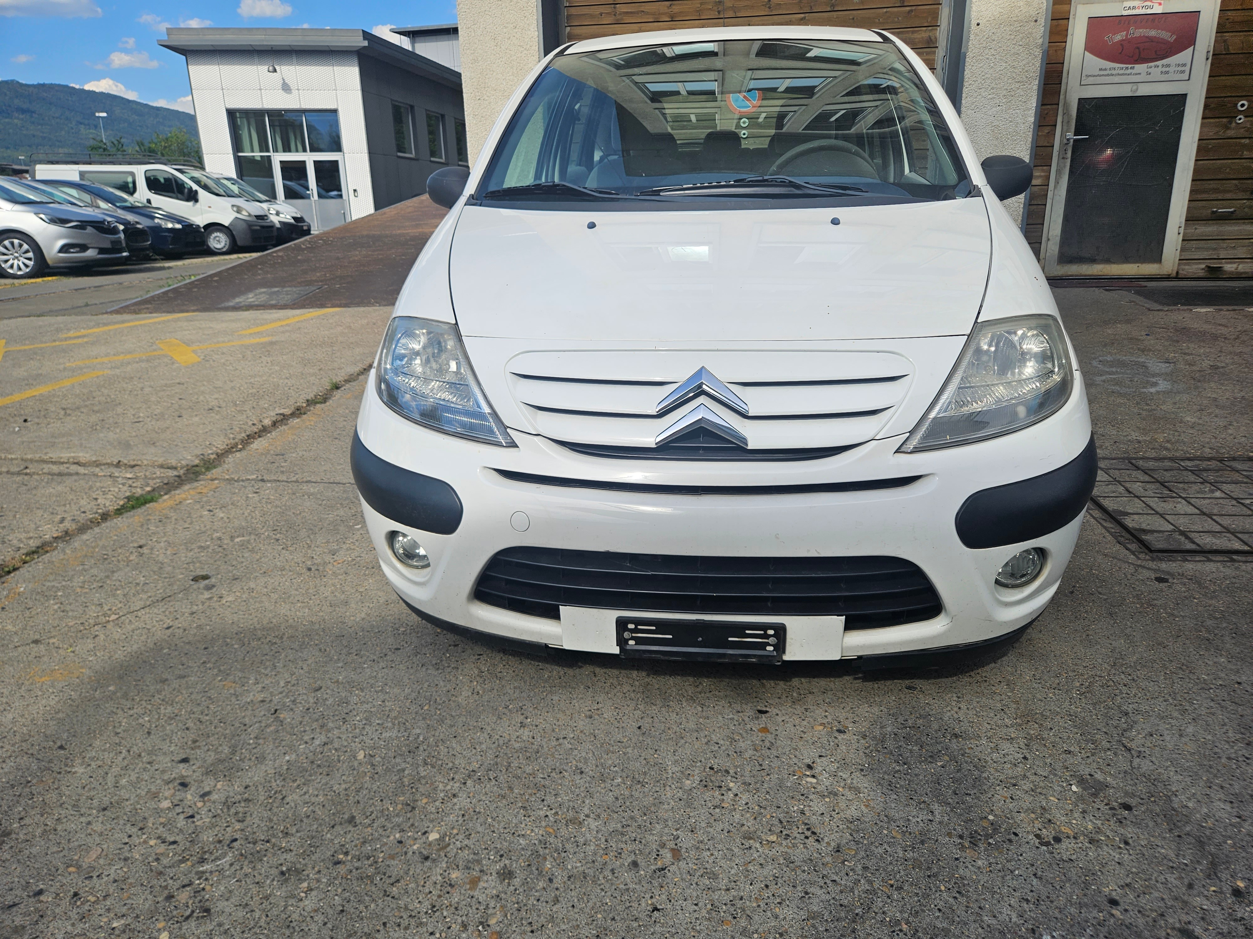 Car photo