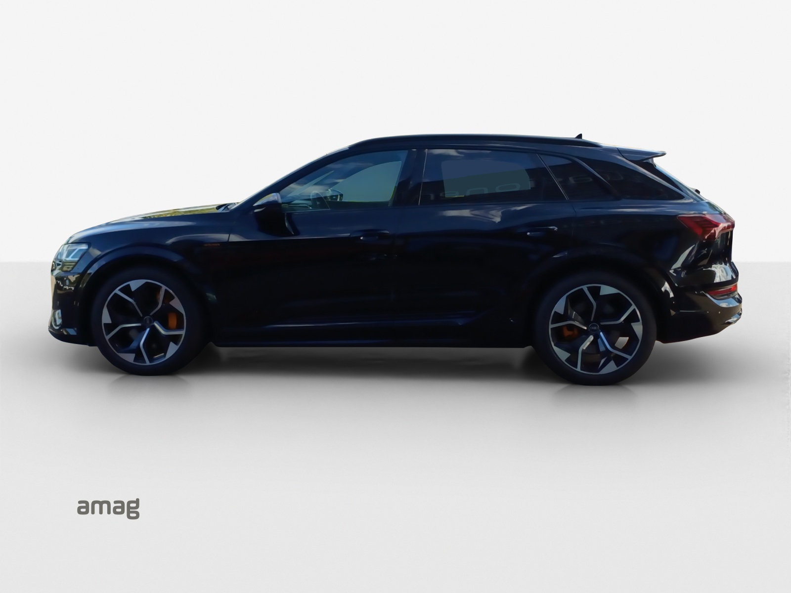 AUDI e-tron S quattro-image-1