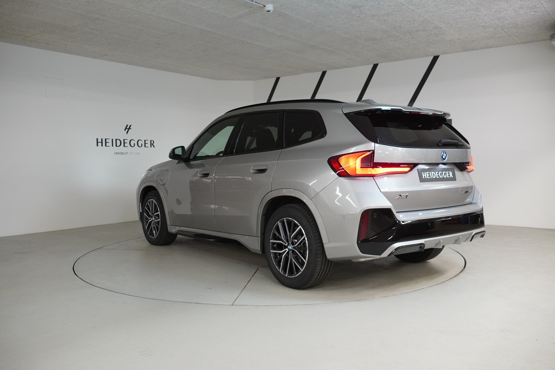 BMW X1 xDrive 30e M Sport-image-4