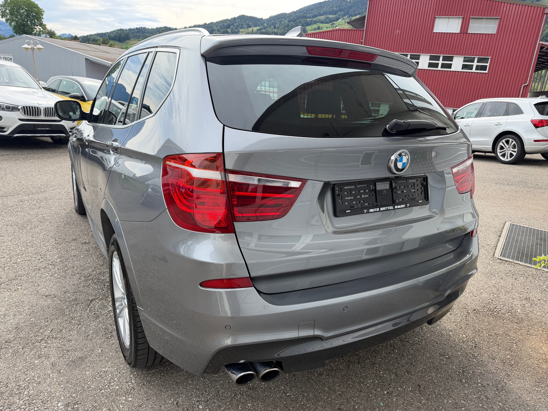 BMW X3 xDrive 28i Steptronic-image-1