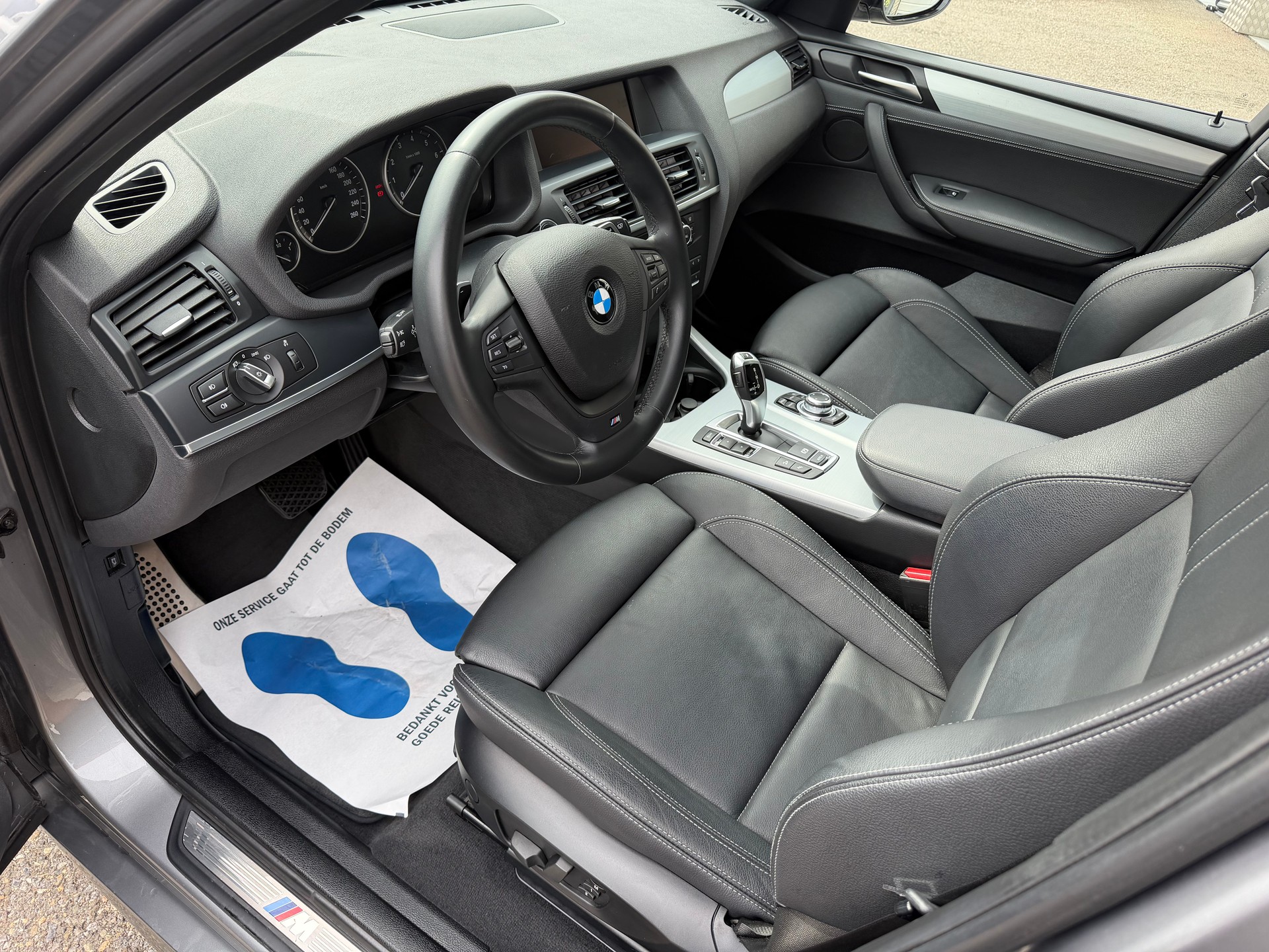 BMW X3 xDrive 28i Steptronic-image-3