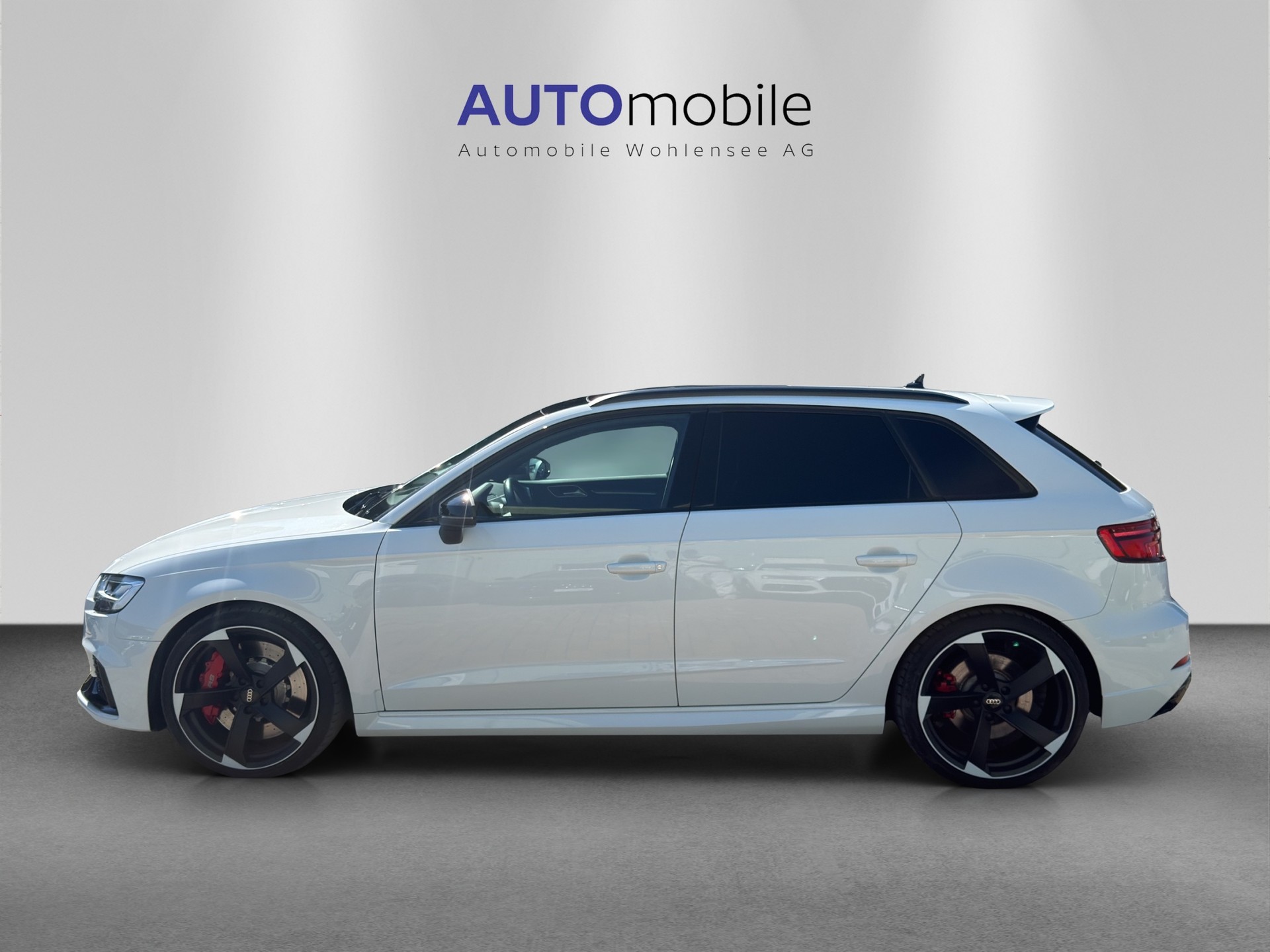 AUDI RS3 Sportback 2.5 TSI quattro S-tronic-image-0