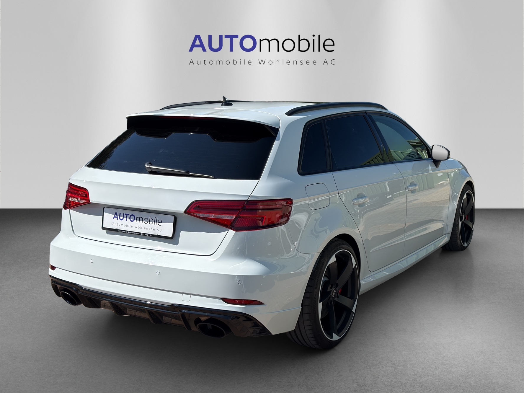 AUDI RS3 Sportback 2.5 TSI quattro S-tronic-image-4