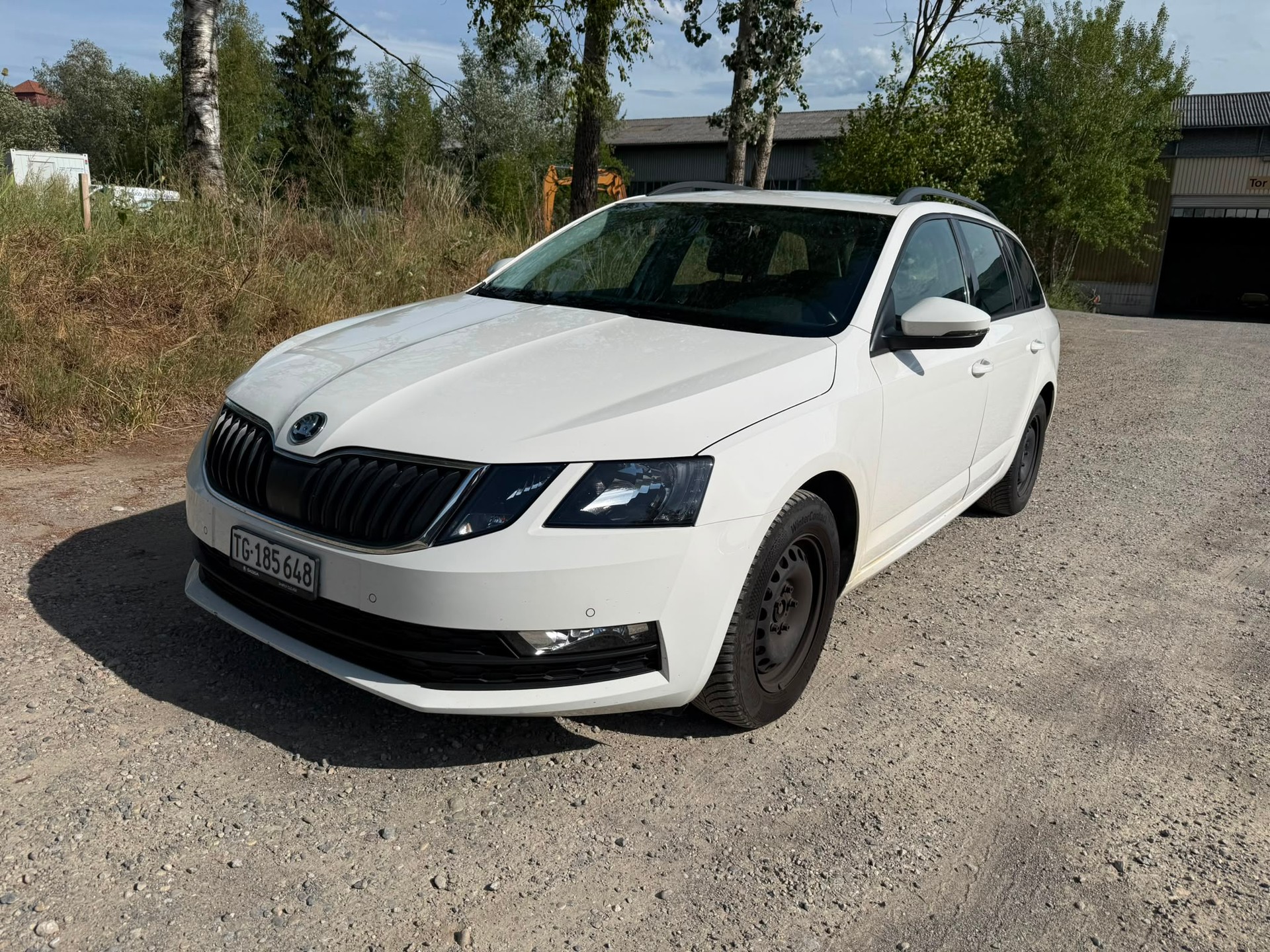 SKODA Octavia Combi 1.6 TDI Ambition DSG-image-0
