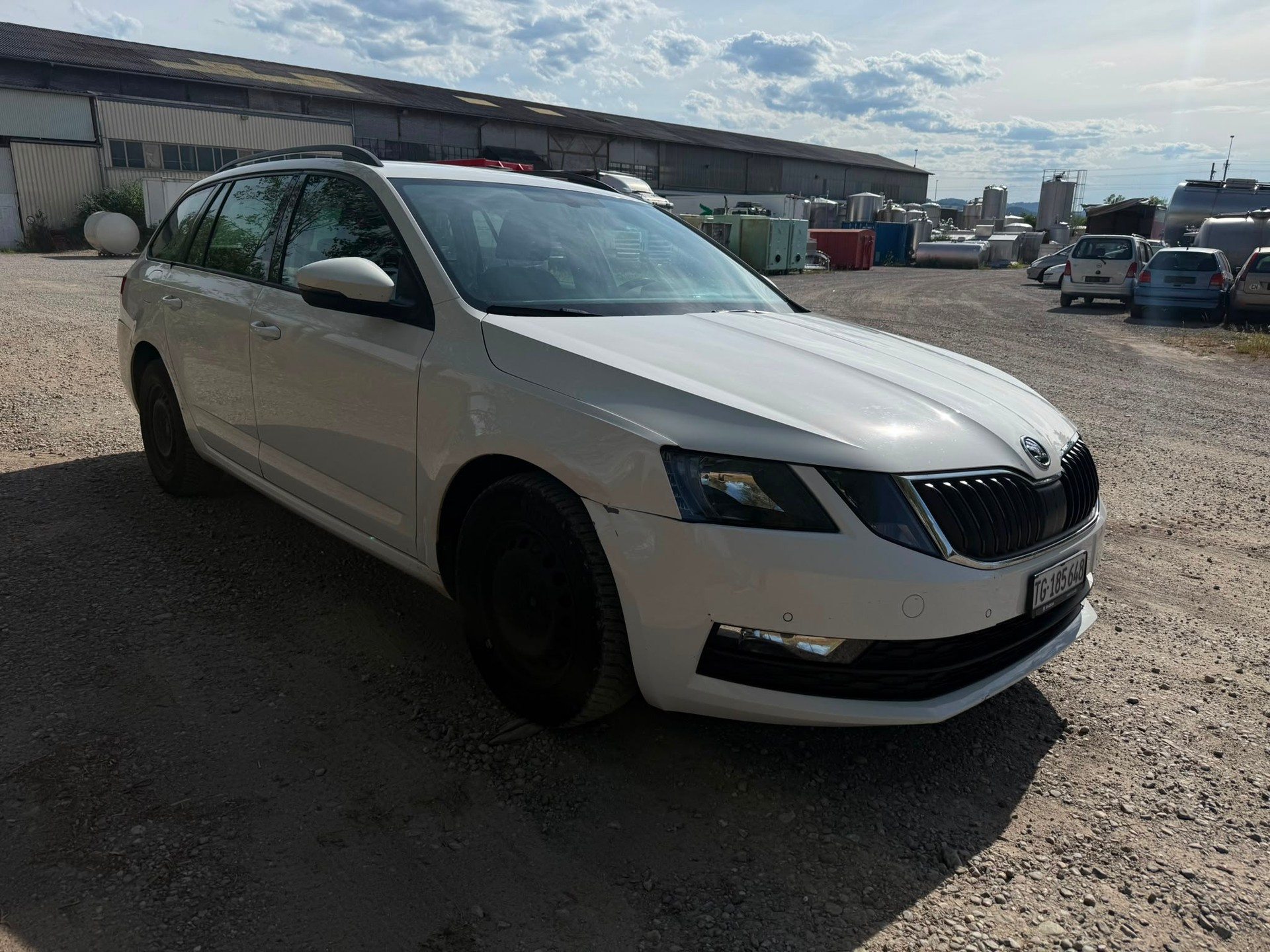 SKODA Octavia Combi 1.6 TDI Ambition DSG-image-1