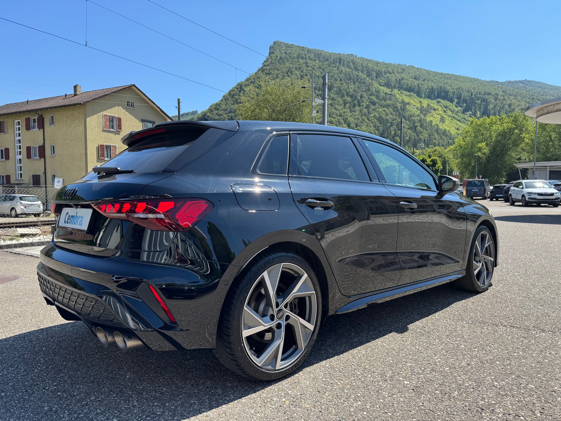 AUDI AUDI AUDI S3 Sportback *Performance Akrapovic* TFSI quattro S-tronic-image-6