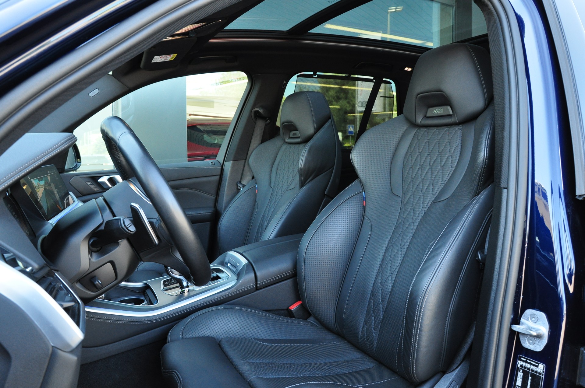 BMW X5 xDrive 48V 30d M Sport Steptronic-image-22
