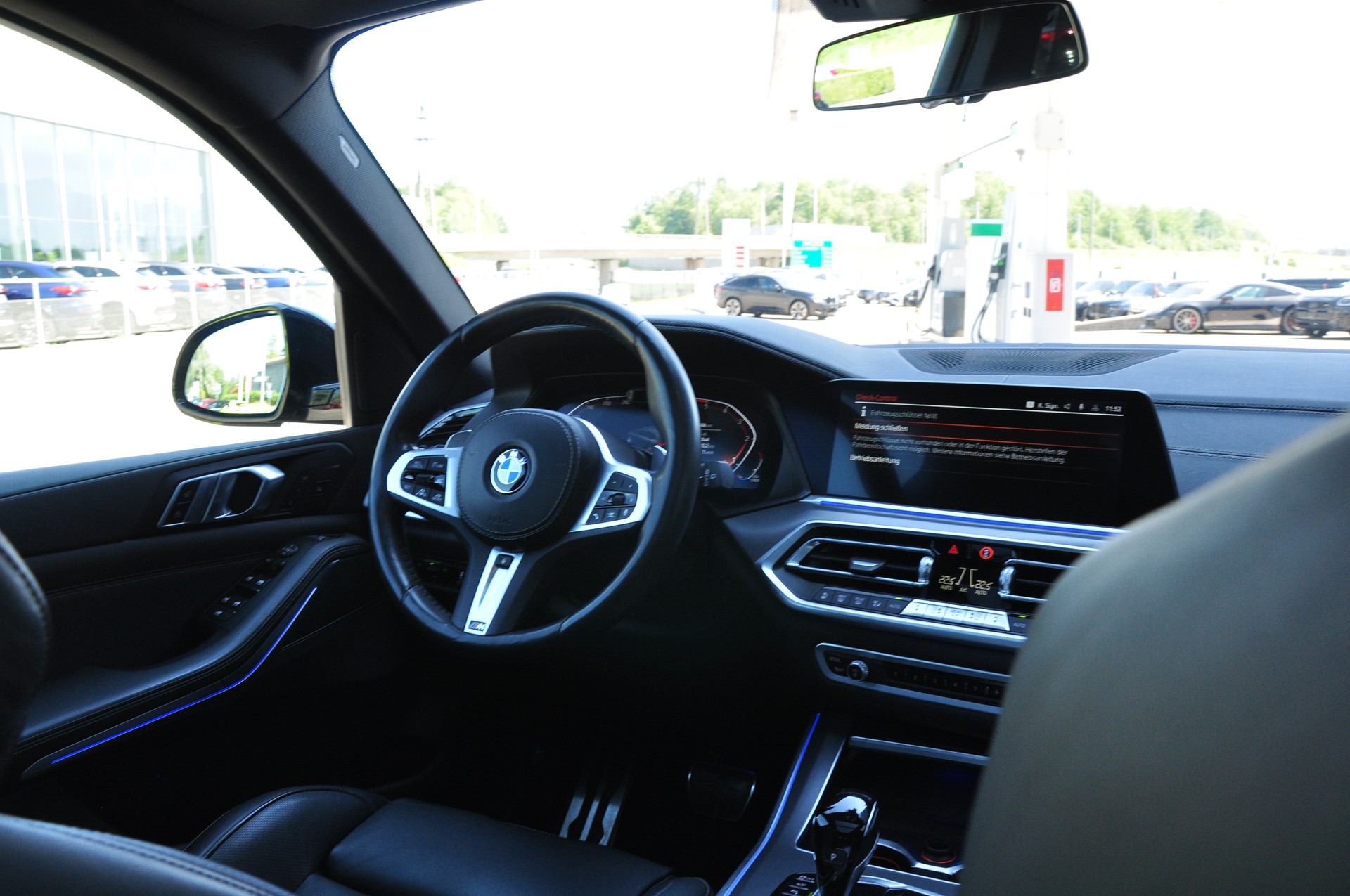 BMW X5 xDrive 48V 30d M Sport Steptronic-image-13