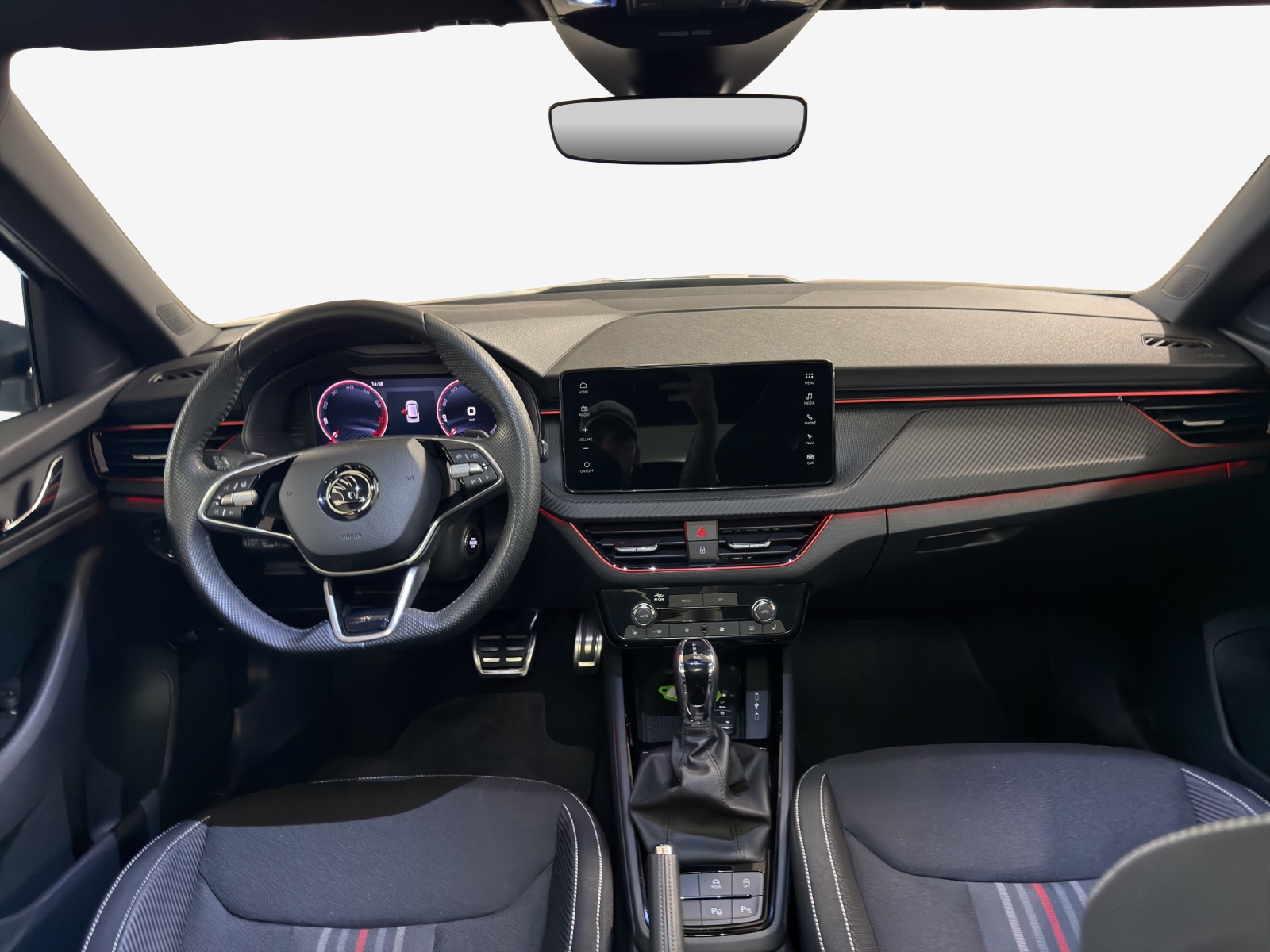 SKODA Kamiq 1.0 TSI Monte Carlo DSG-image-8