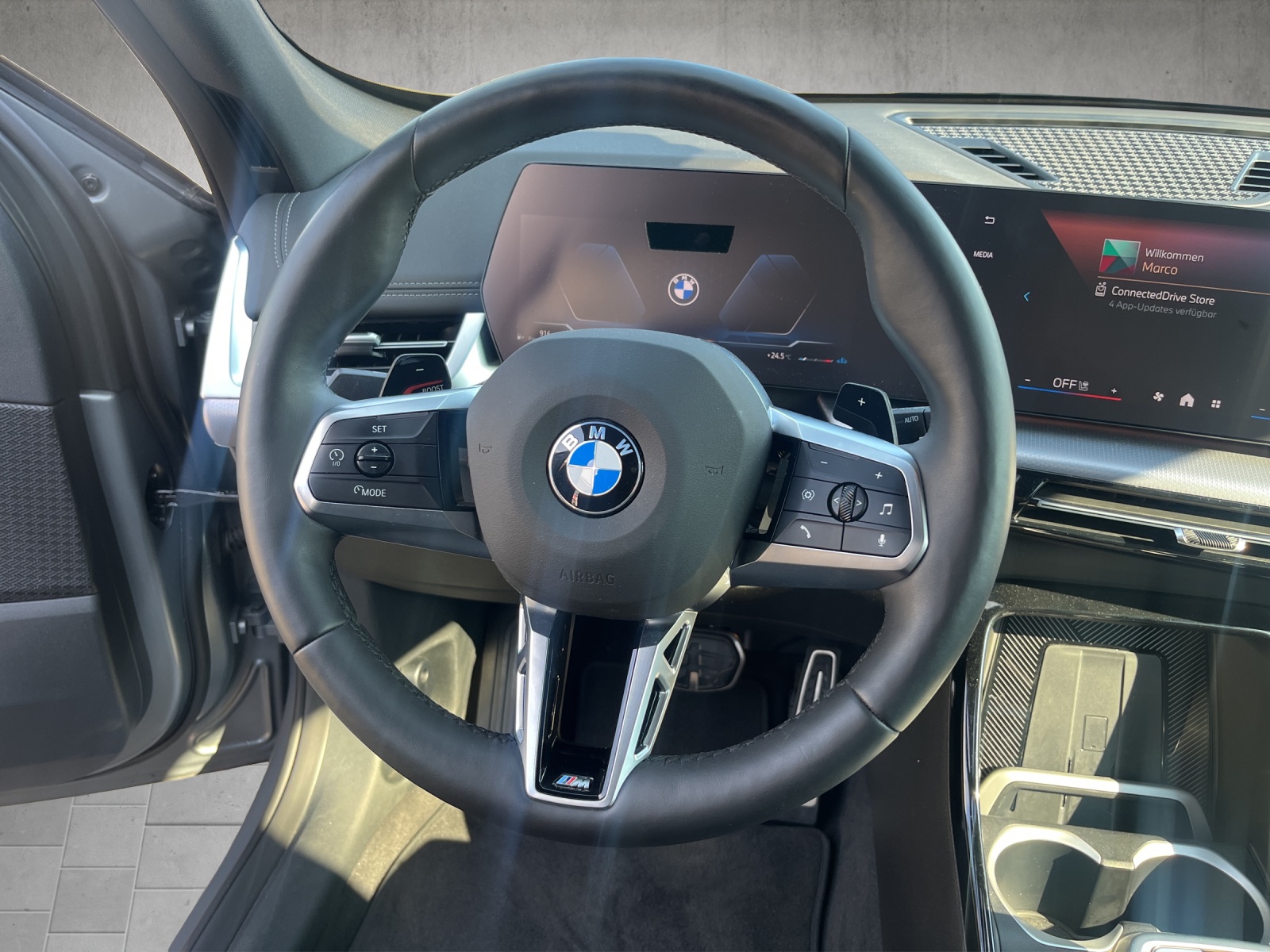 BMW X1 23d xDrive paddles-image-11