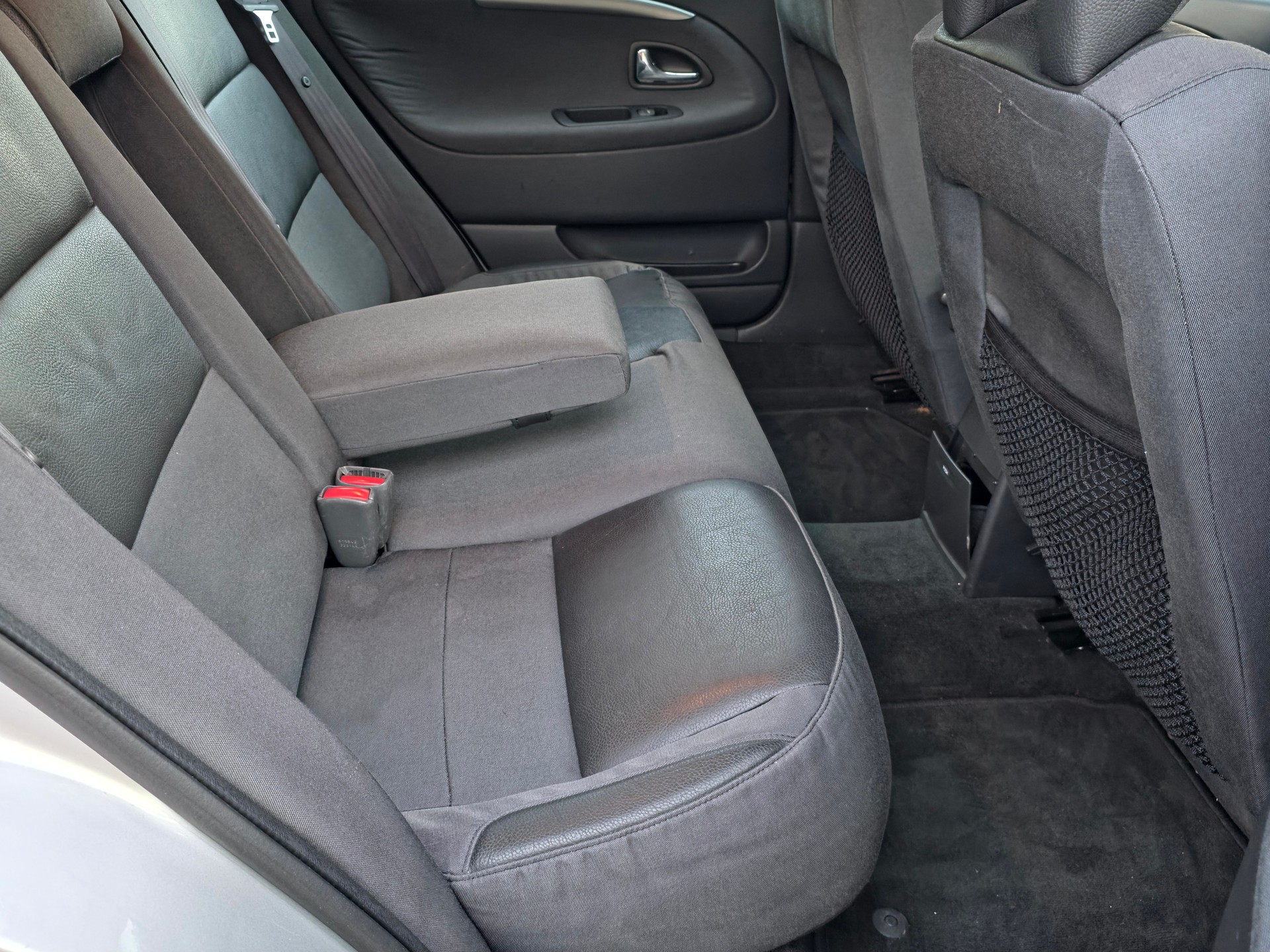 VOLVO V40 2.0T Sport Edition Automat-image-9