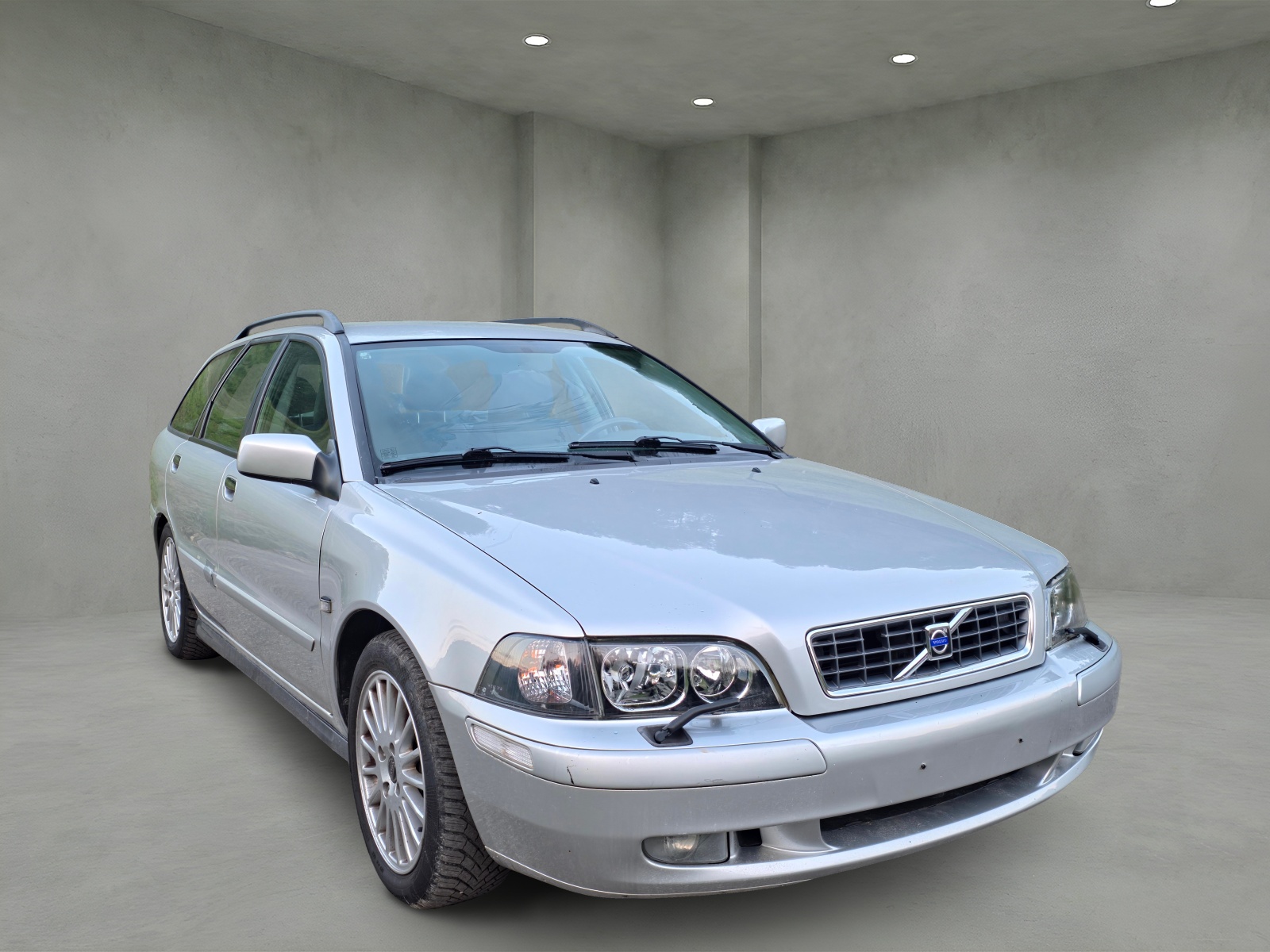 VOLVO V40 2.0T Sport Edition Automat-showroom-element-1