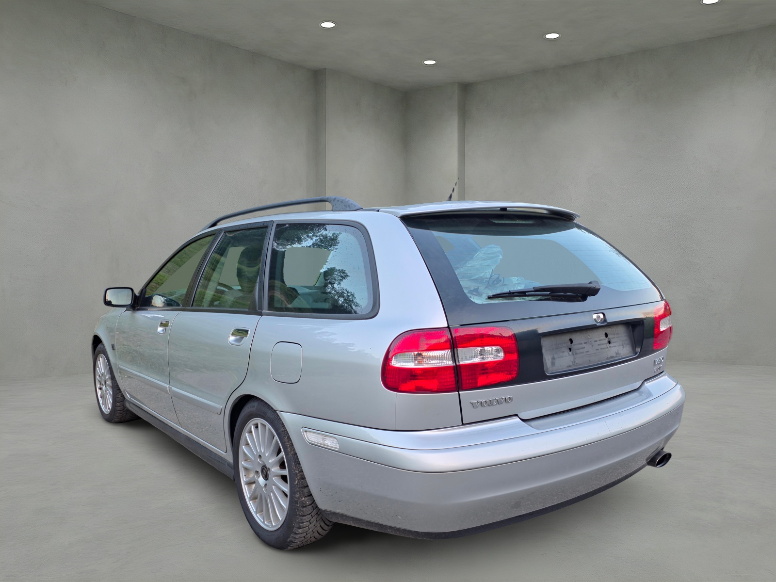 VOLVO V40 2.0T Sport Edition Automat-showroom-element-3
