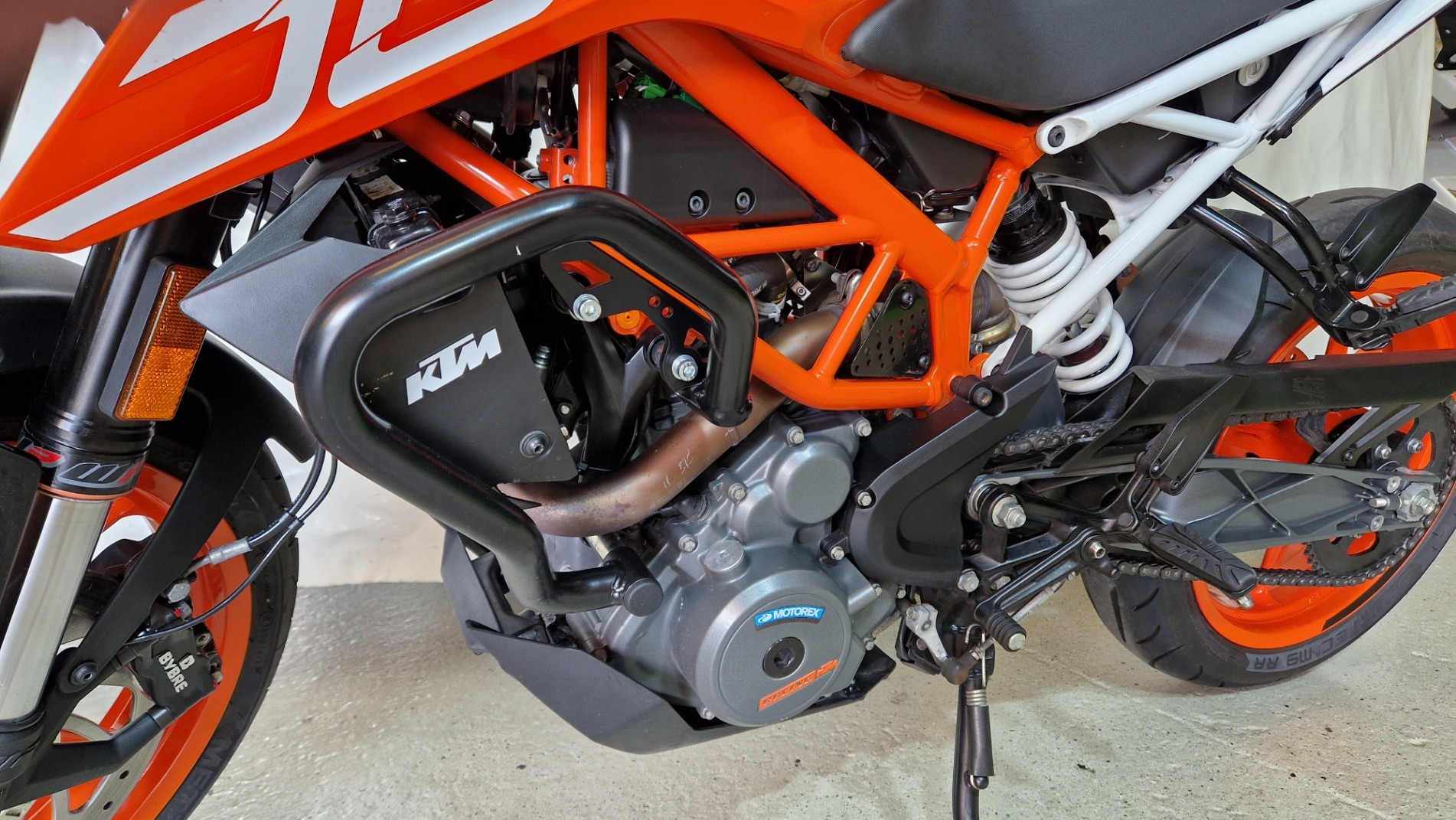 KTM 390 Duke ABS-image-3