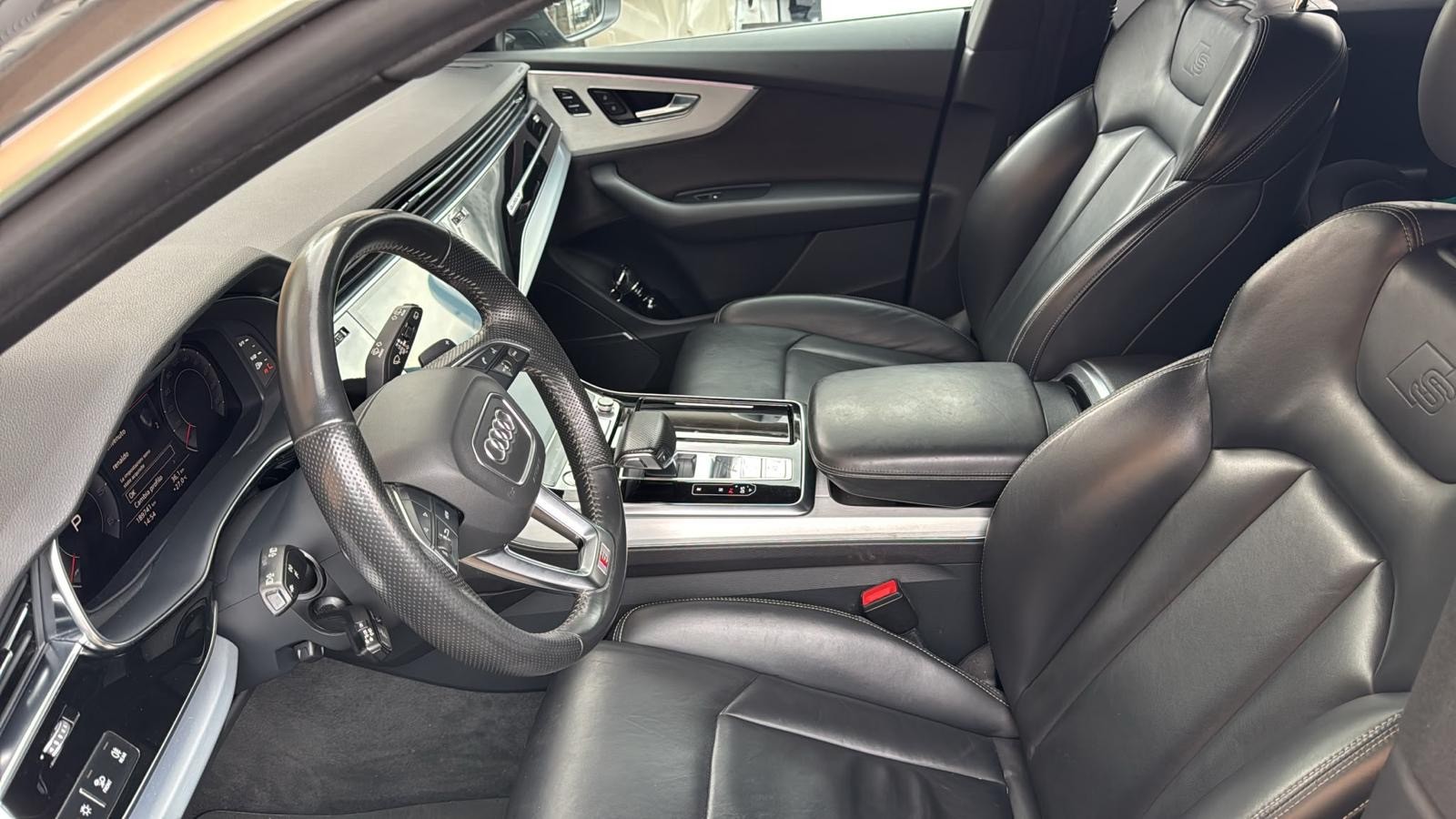 AUDI 3.0 50 TDI quattro T-Tronic-image-8