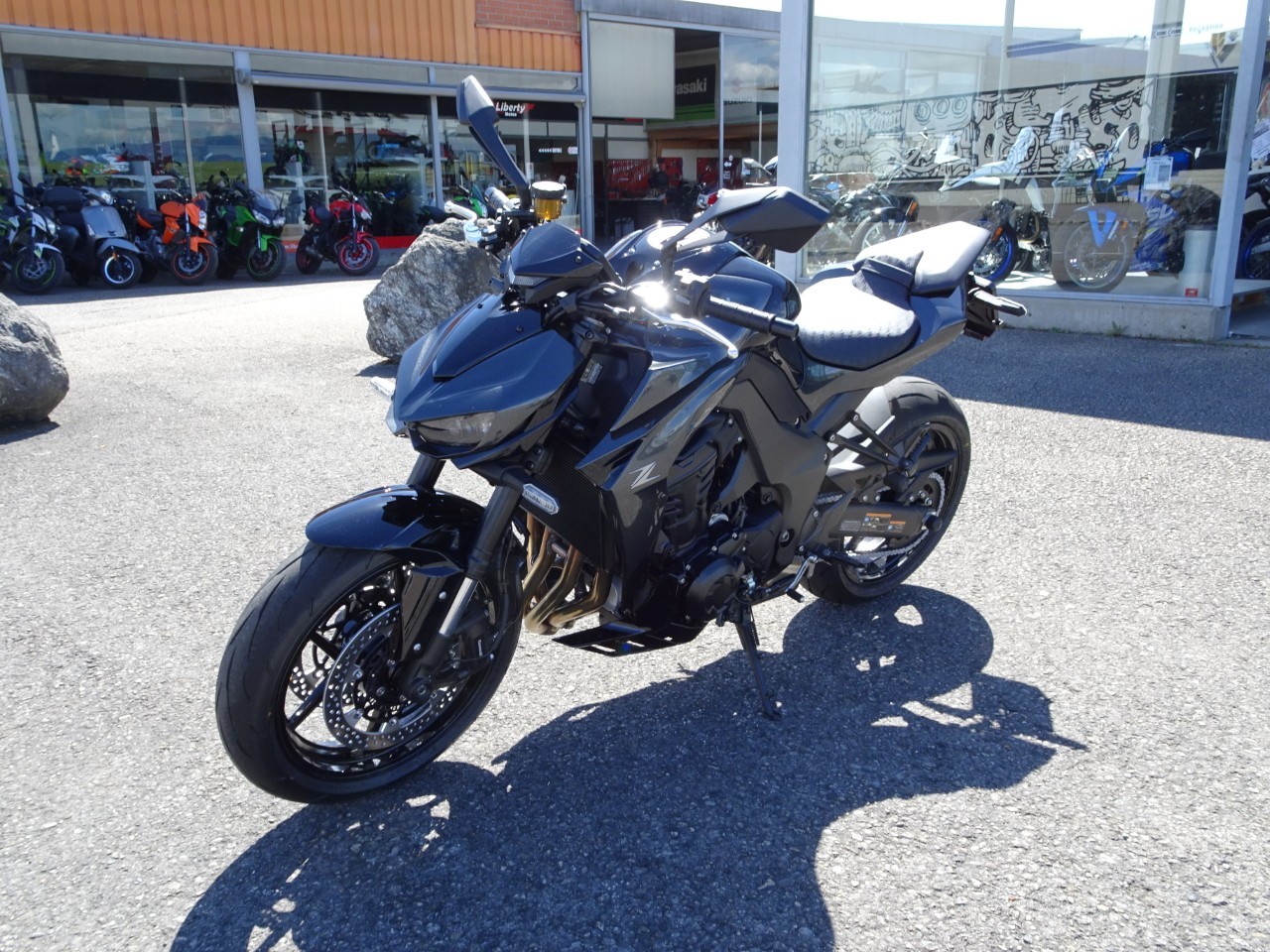 KAWASAKI Z 1100-showroom-element-3
