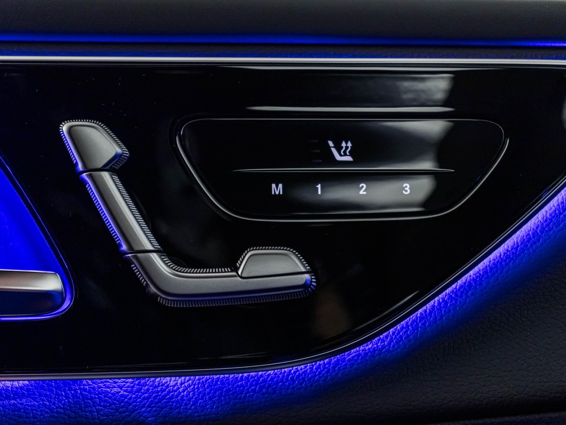 MERCEDES-BENZ GLC 220 d 4MATIC Coupé-image-11