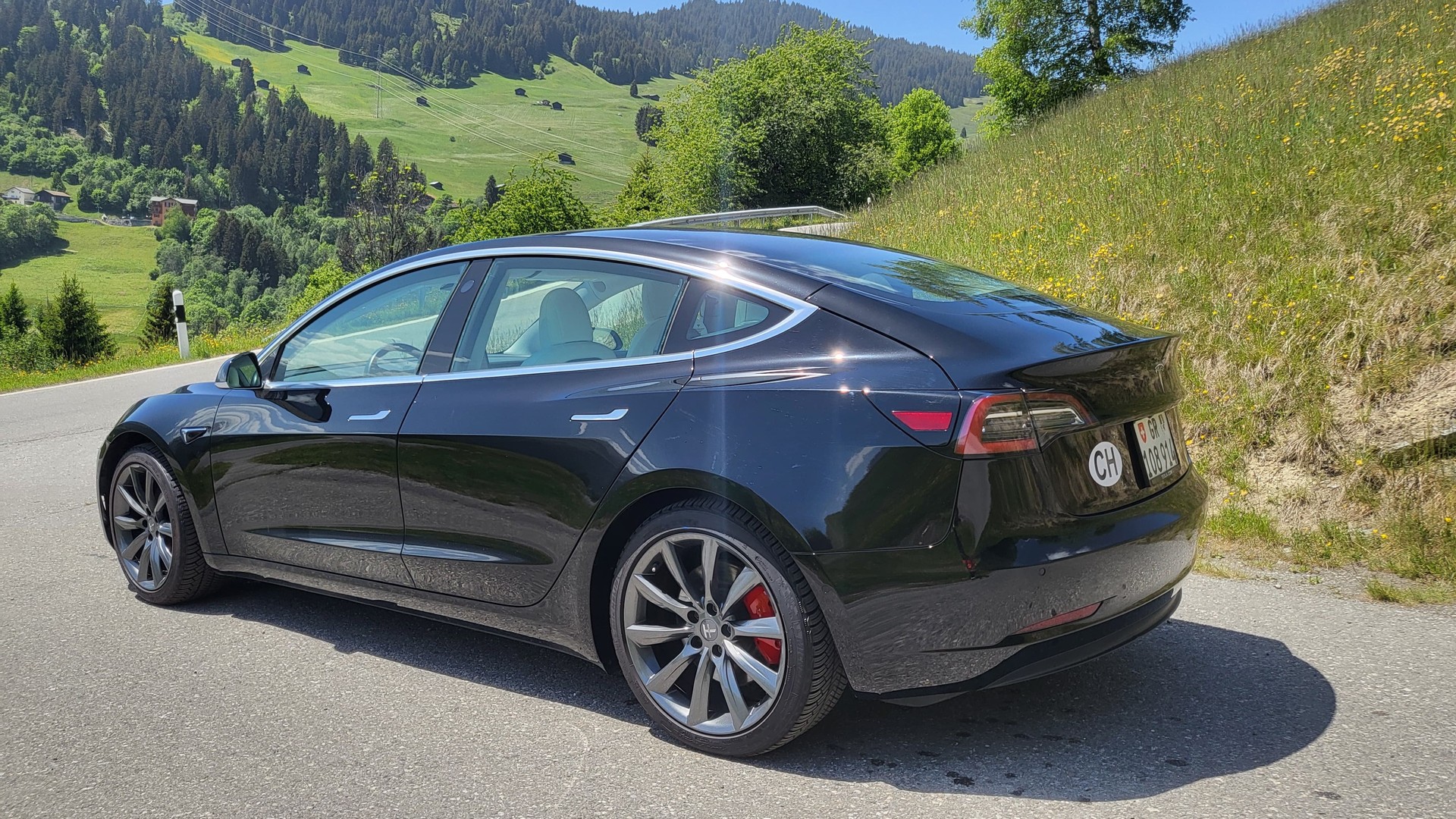 TESLA Long Range D-image-2