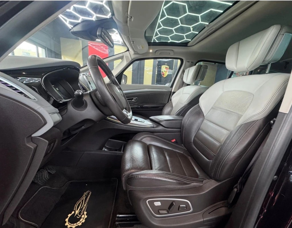 RENAULT Espace 1.6 TCe Initiale EDC-image-9