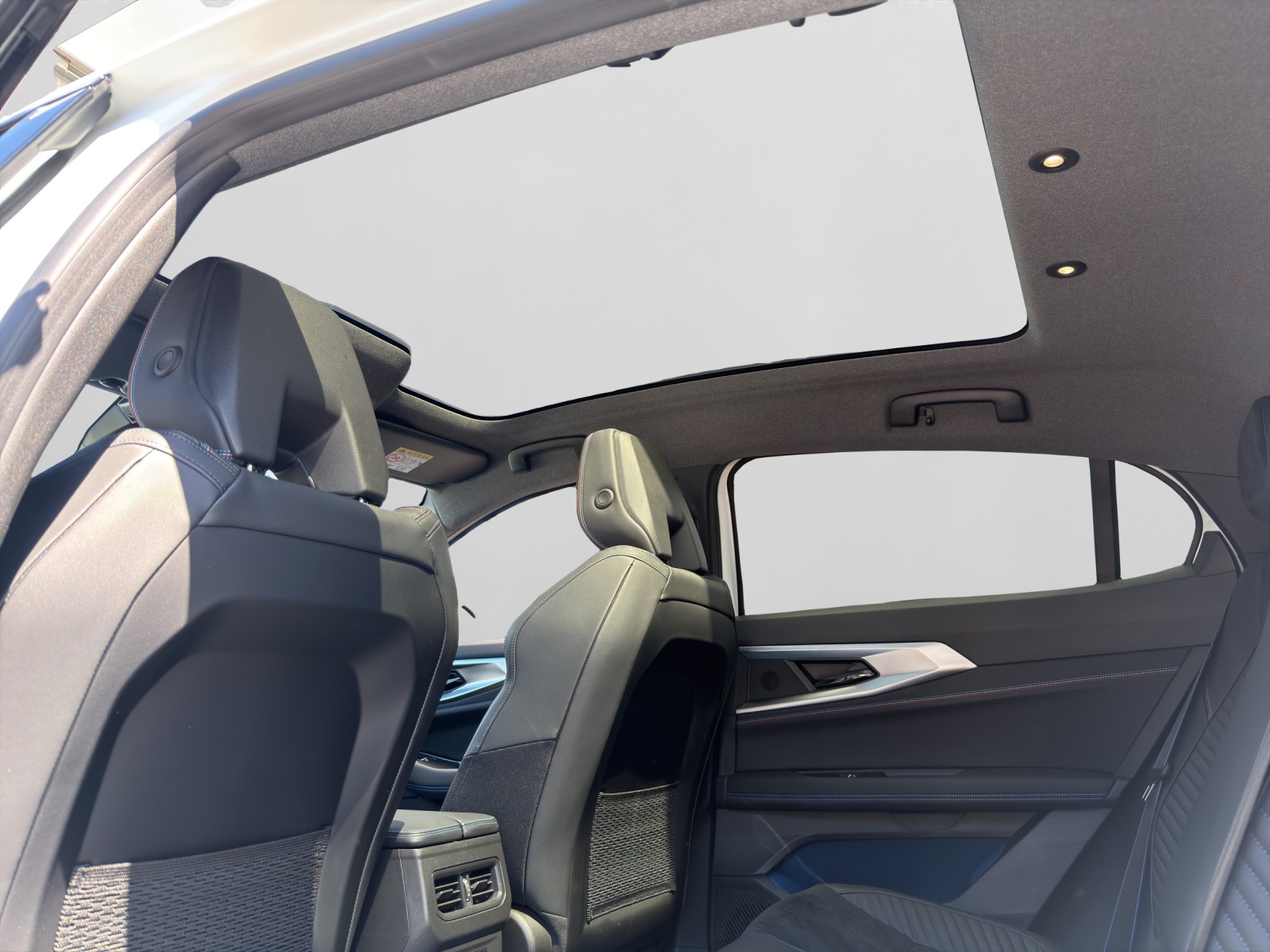 RENAULT Rafale 1.2 E-Tech Plug-in Atelier Alpine-image-9
