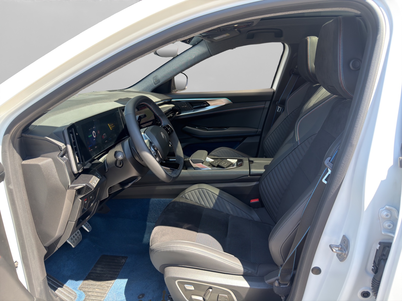RENAULT Rafale 1.2 E-Tech Plug-in Atelier Alpine-image-6