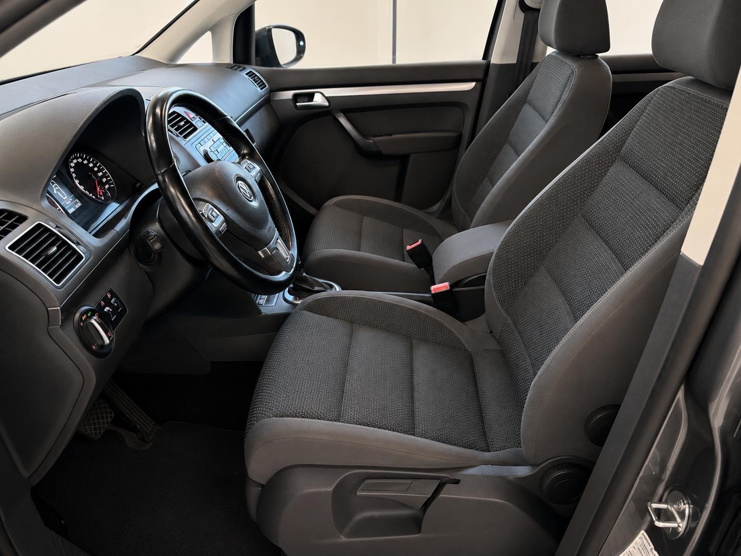 VW Touran 1.4 TSI 7 Plätze Comfortline DSG-image-9