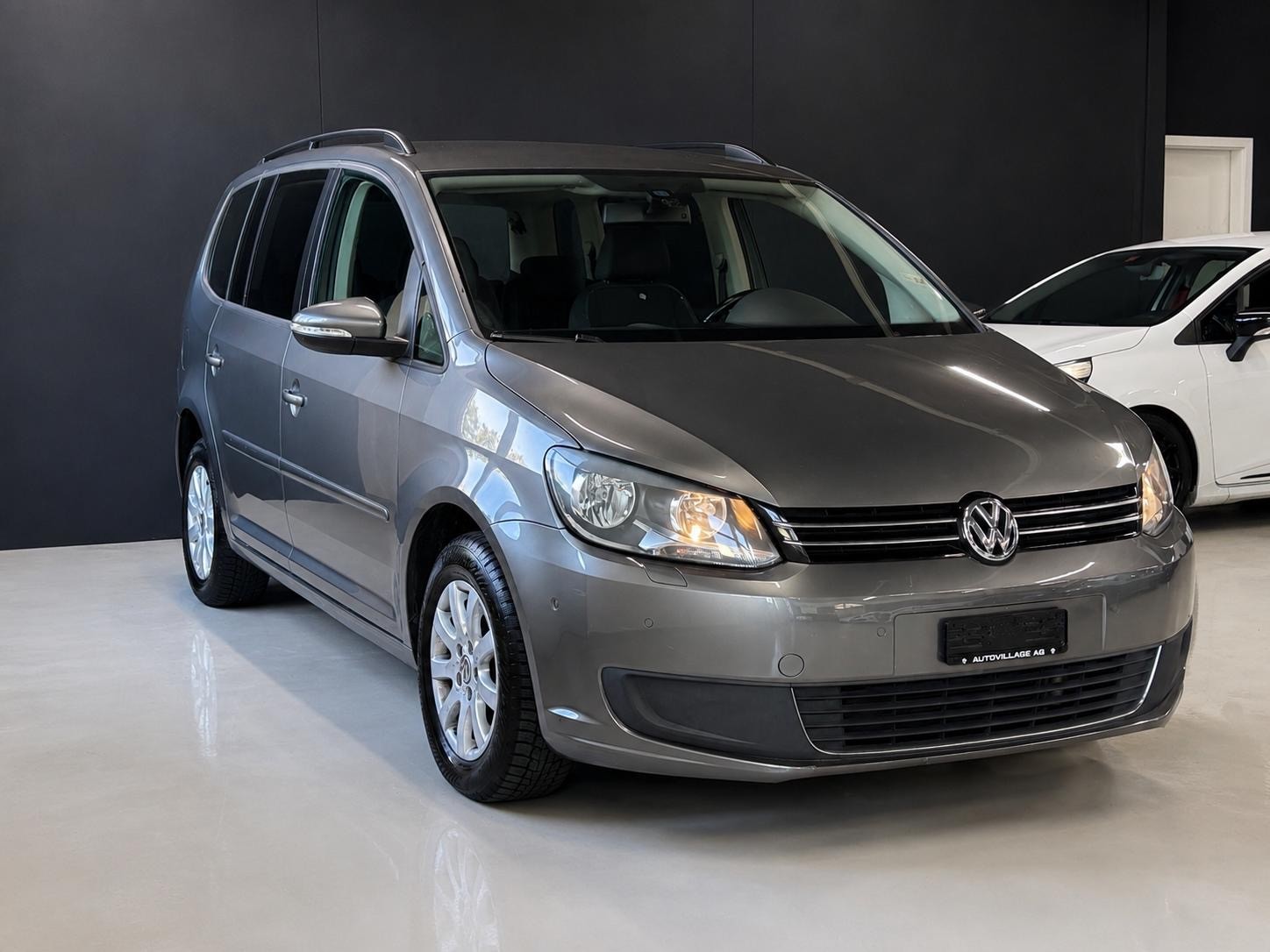 VW Touran 1.4 TSI 7 Plätze Comfortline DSG-image-0