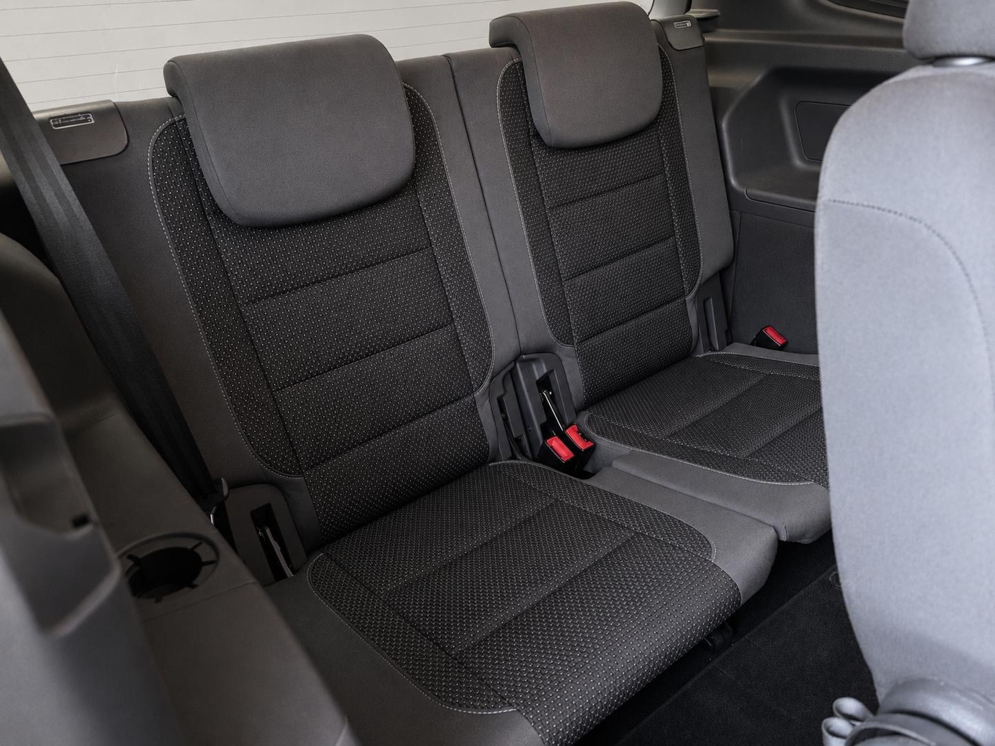 VW Touran 1.4 TSI 7 Plätze Comfortline DSG-image-15