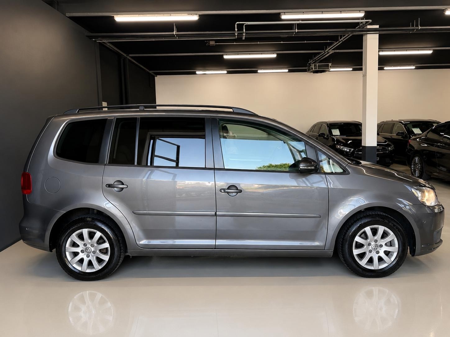 VW Touran 1.4 TSI 7 Plätze Comfortline DSG-image-6