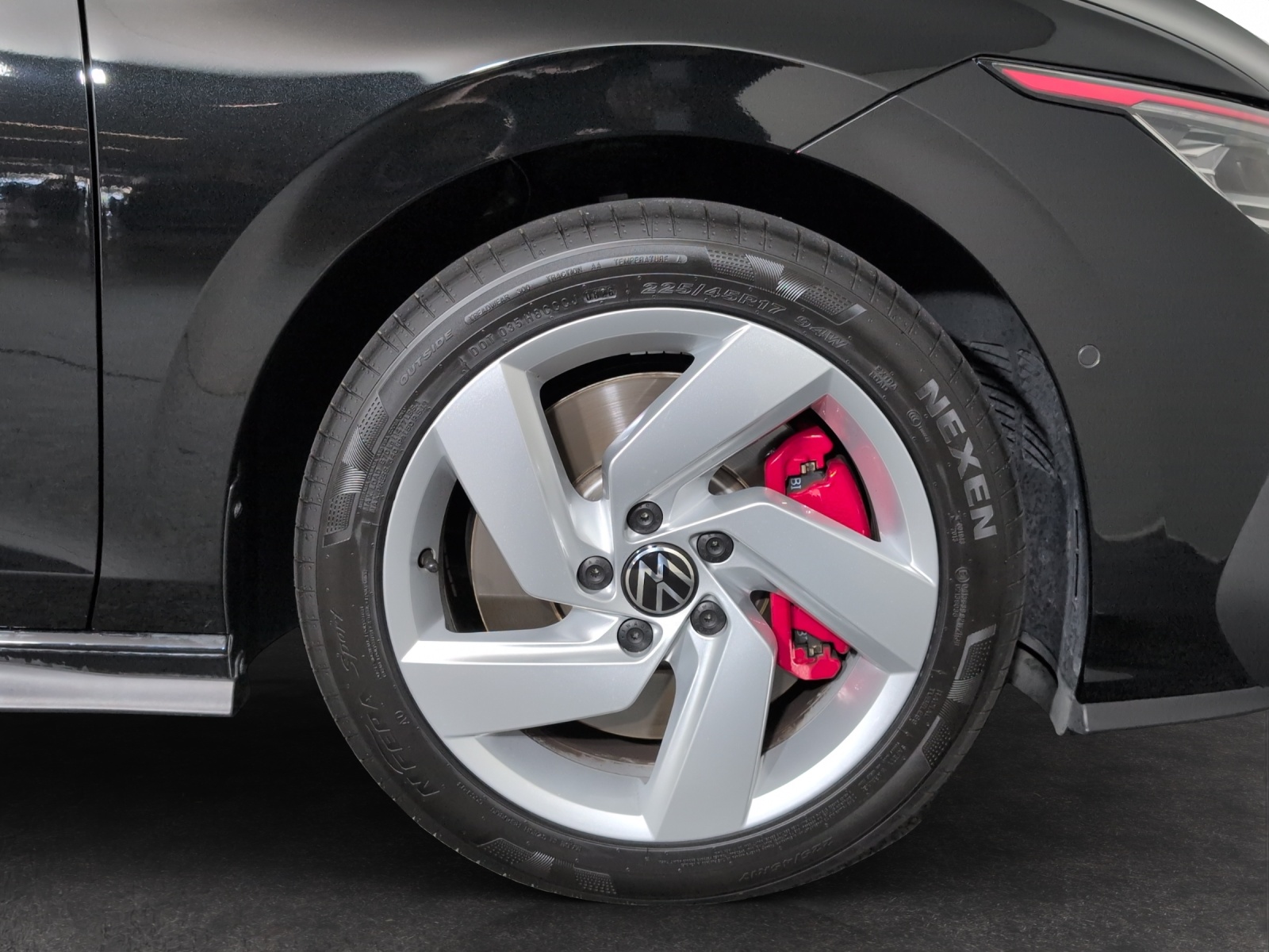 VW Golf 2.0 TSI GTI DSG-image-4