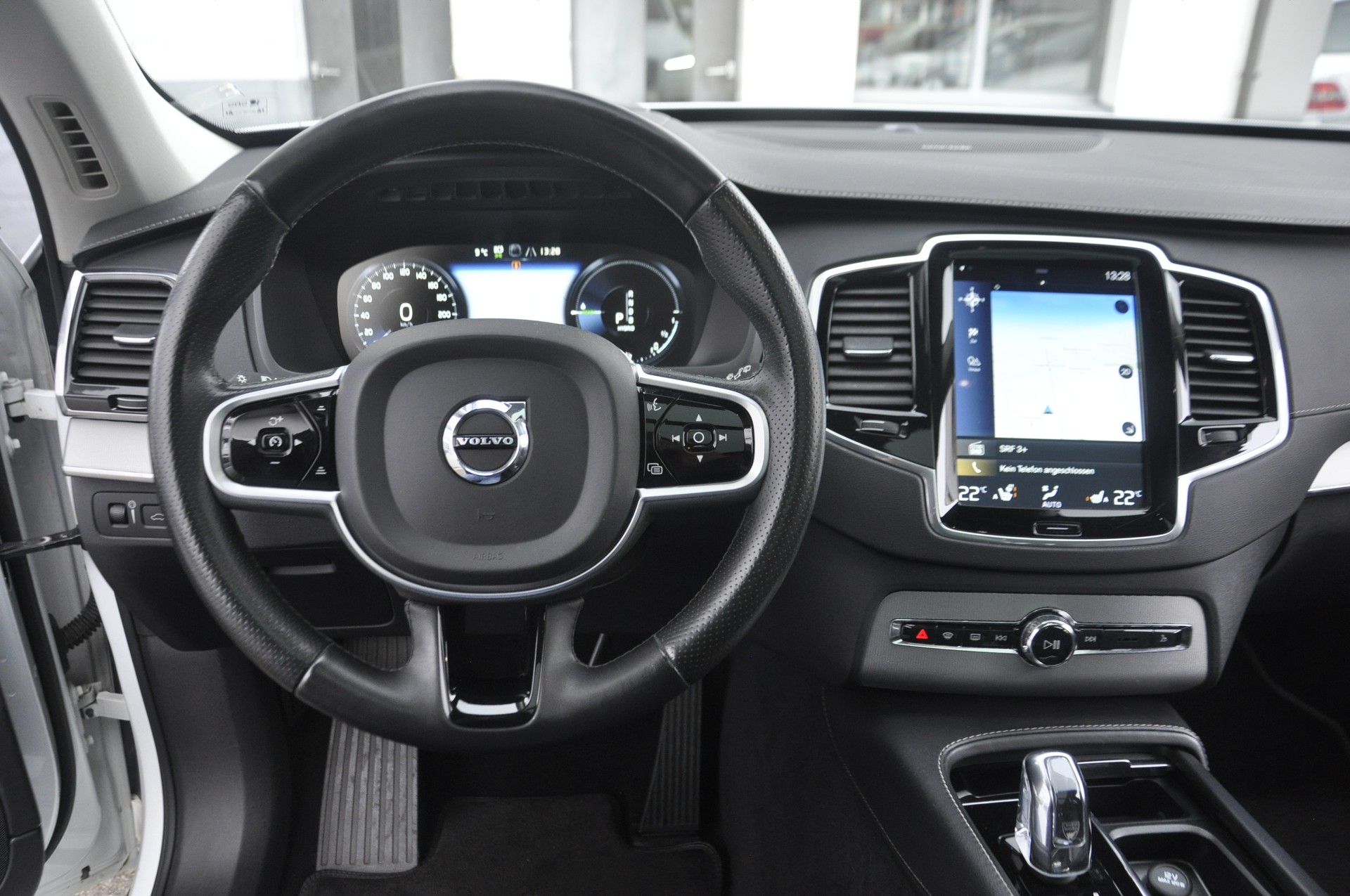 VOLVO XC90 T8 AWD Inscription Geartronic 7 Plätze I Anhängerkupplung-image-8