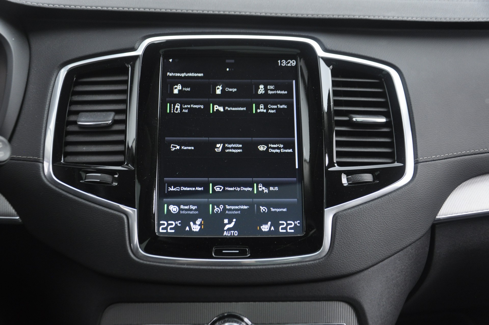 VOLVO XC90 T8 AWD Inscription Geartronic 7 Plätze I Anhängerkupplung-image-12