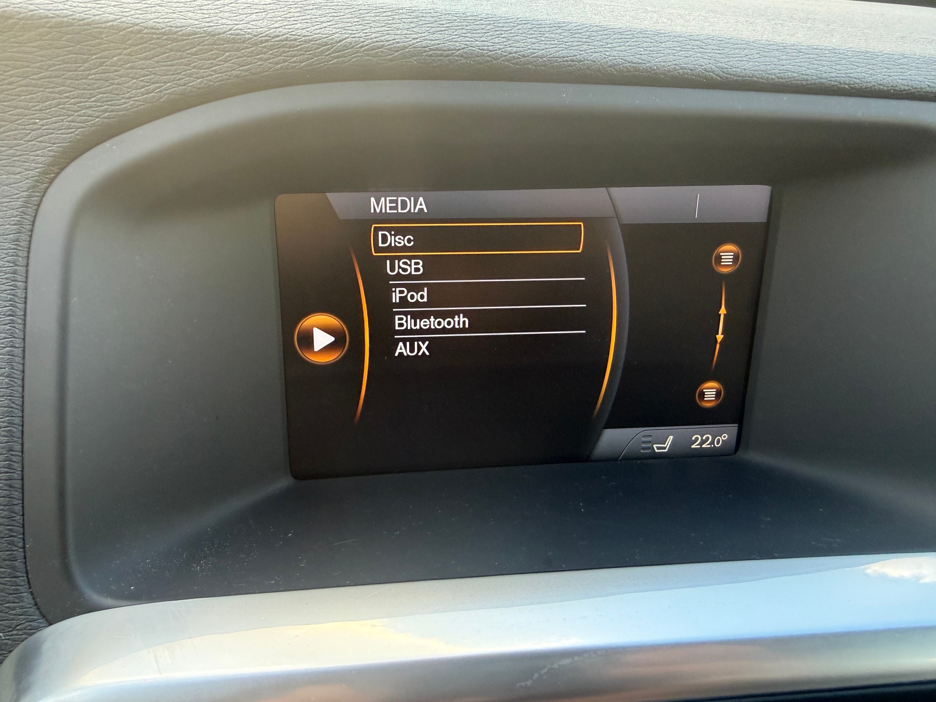 VOLVO V60 T6 AWD R-Design Geartronic-image-17