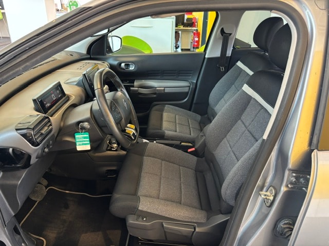 CITROEN C4 Cactus 1.5 Blue HDi Shine EAT6-image-11