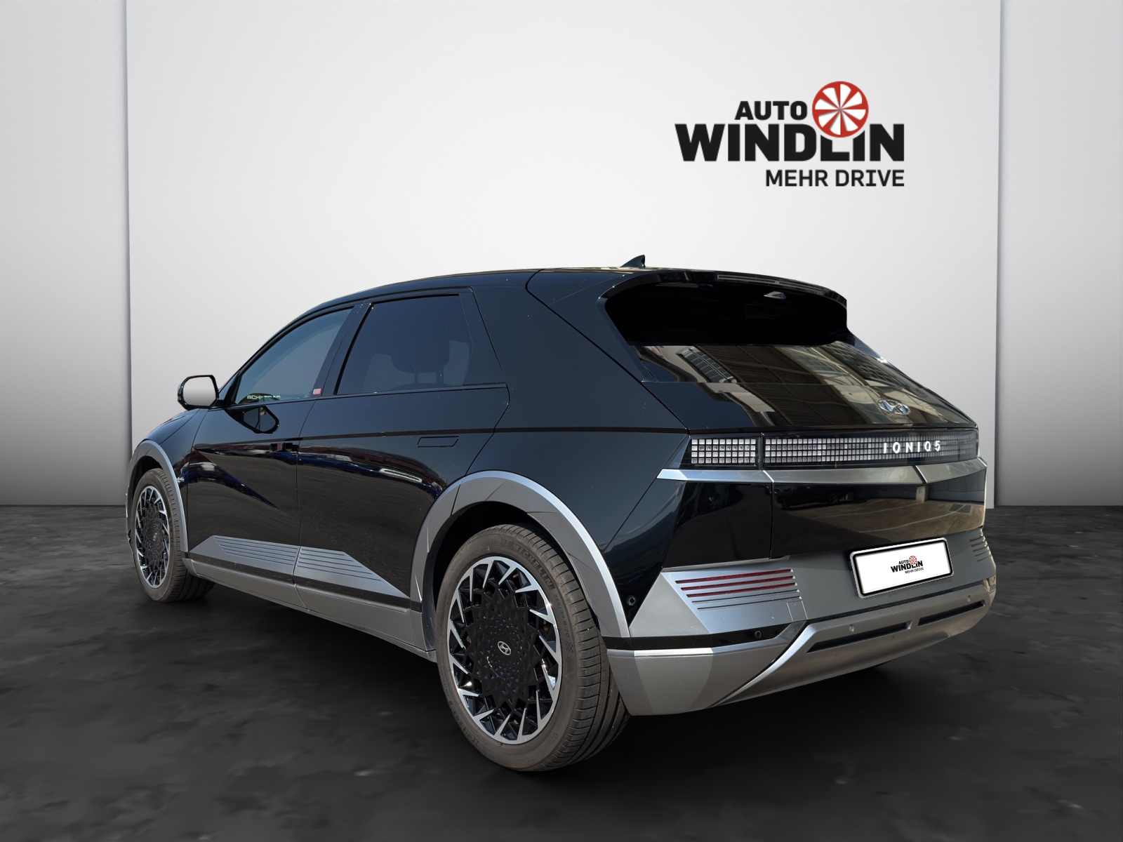 HYUNDAI Ioniq 5 72,6 kWh First Edition-image-2