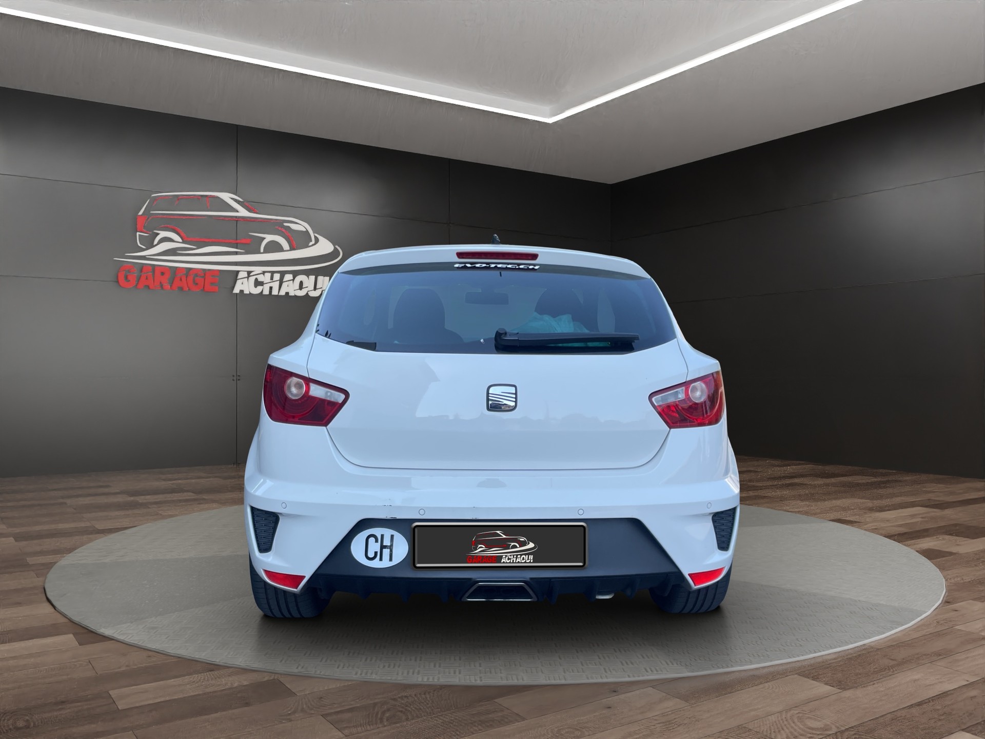 SEAT Ibiza SC 1.4 TSI Cupra DSG-image-4