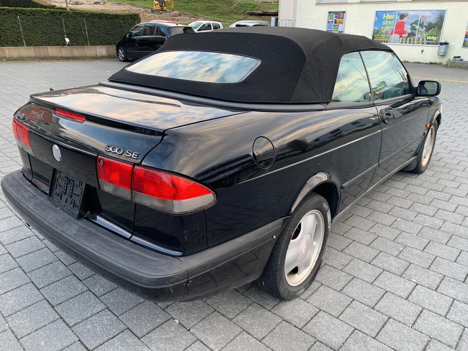 SAAB 900 SE 2.0i-16 Turbo-image-3