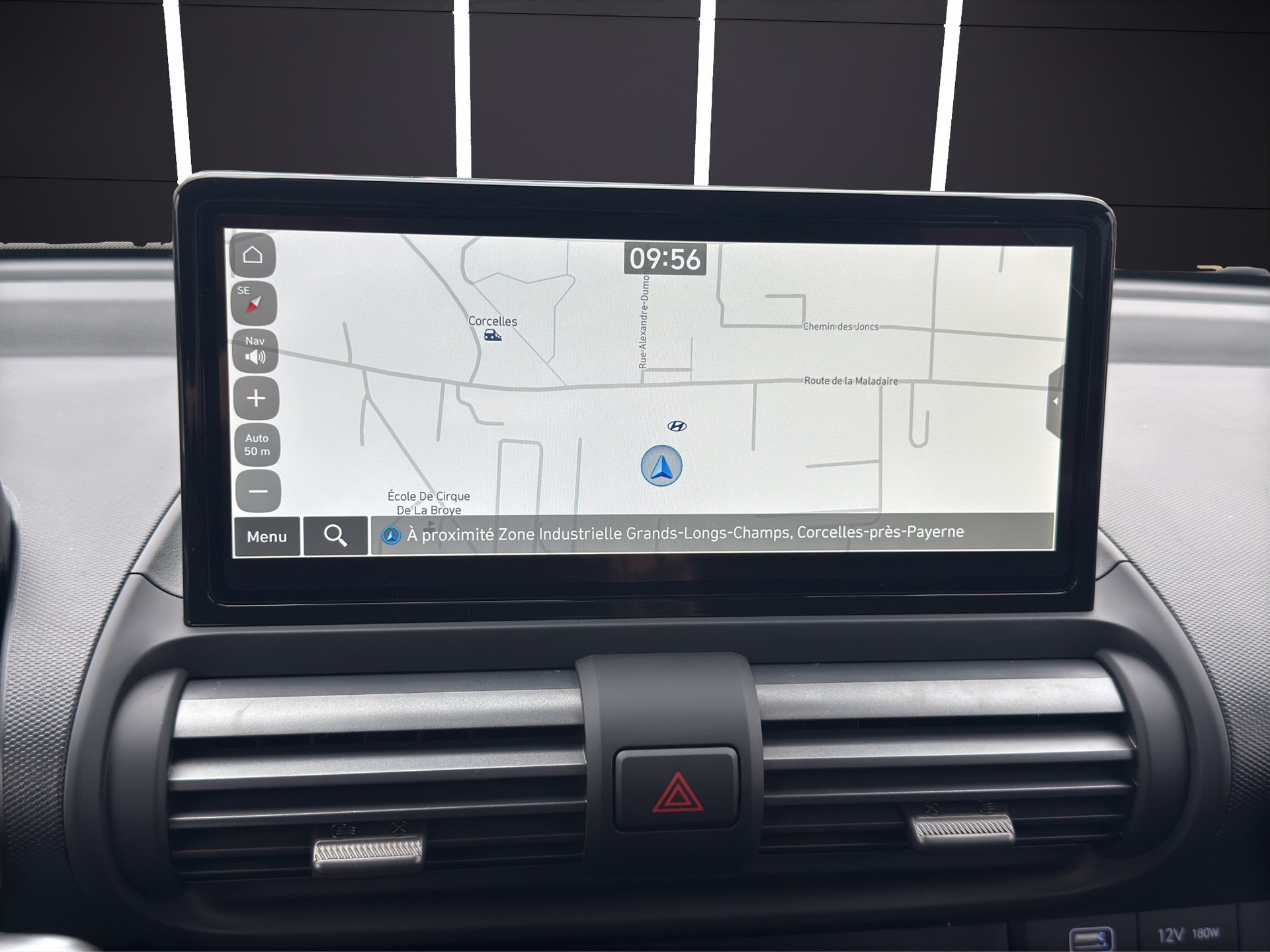 HYUNDAI Inster 49kWh Vertex-image-11