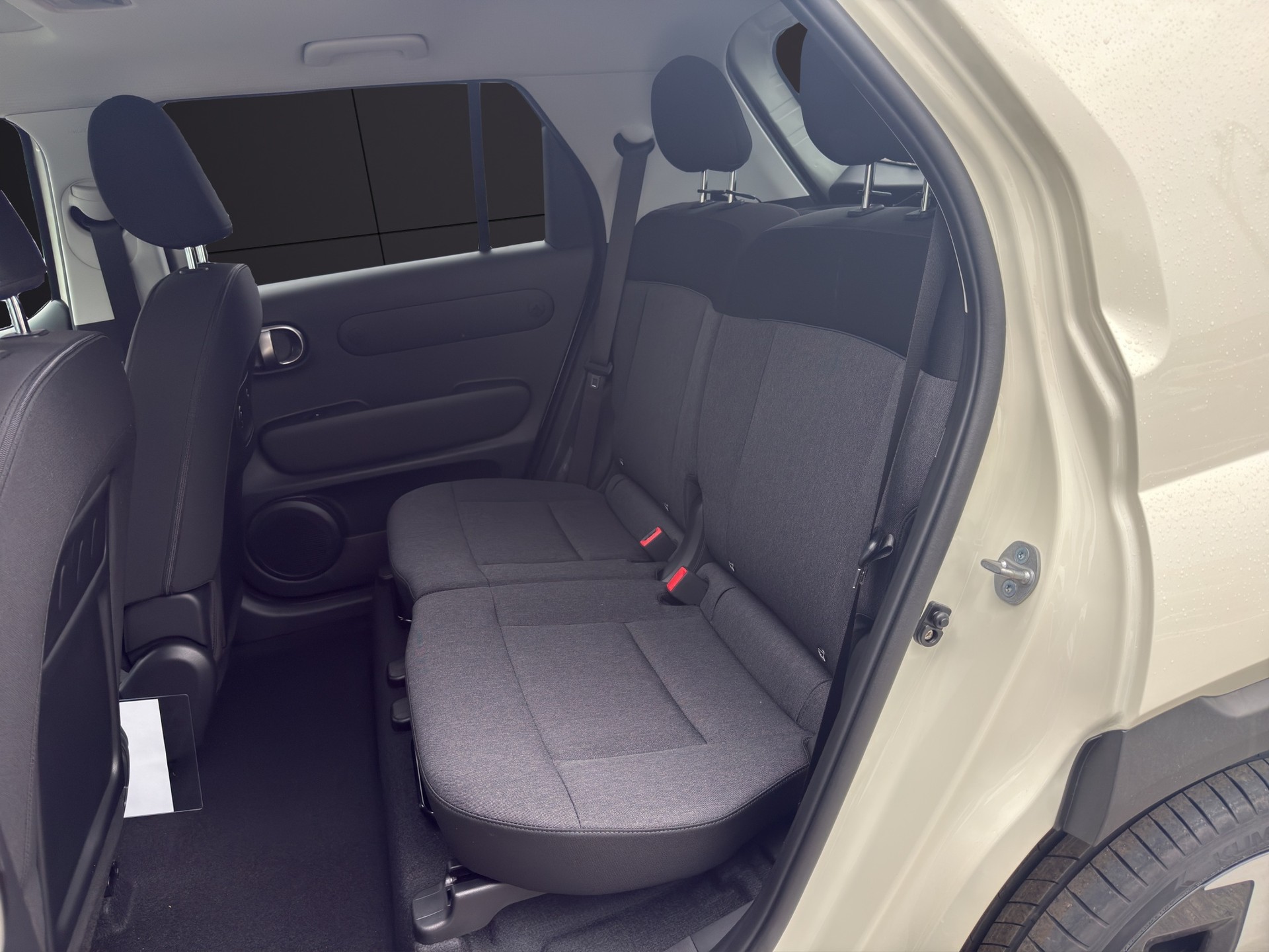 HYUNDAI Inster 49kWh Vertex-image-15