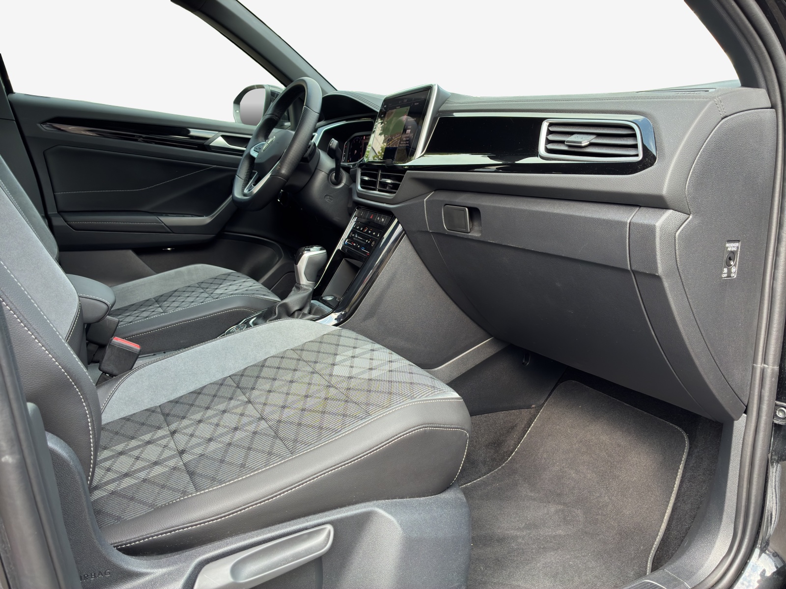 VW T-Roc 2.0 TSI R-Line DSG 4Motion-image-14
